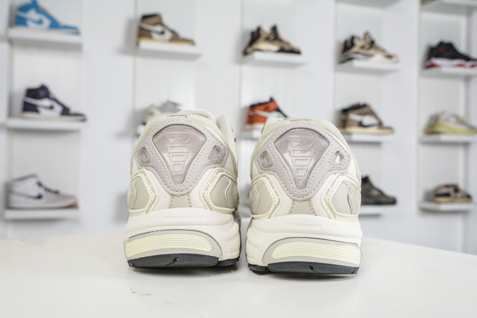 220 锐步Reebok Premier Road Ultra LTD 总理路跑系列低帮复古百搭休闲运动慢跑鞋