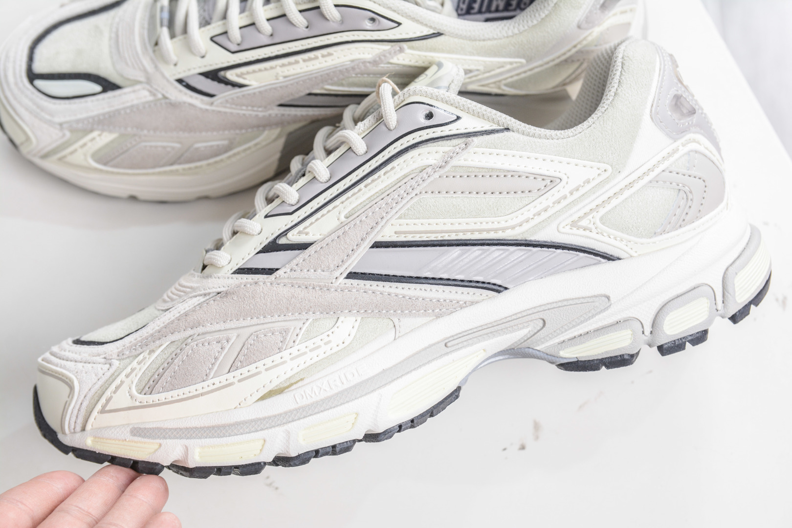 220 锐步Reebok Premier Road Ultra LTD 总理路跑系列低帮复古百搭休闲运动慢跑鞋