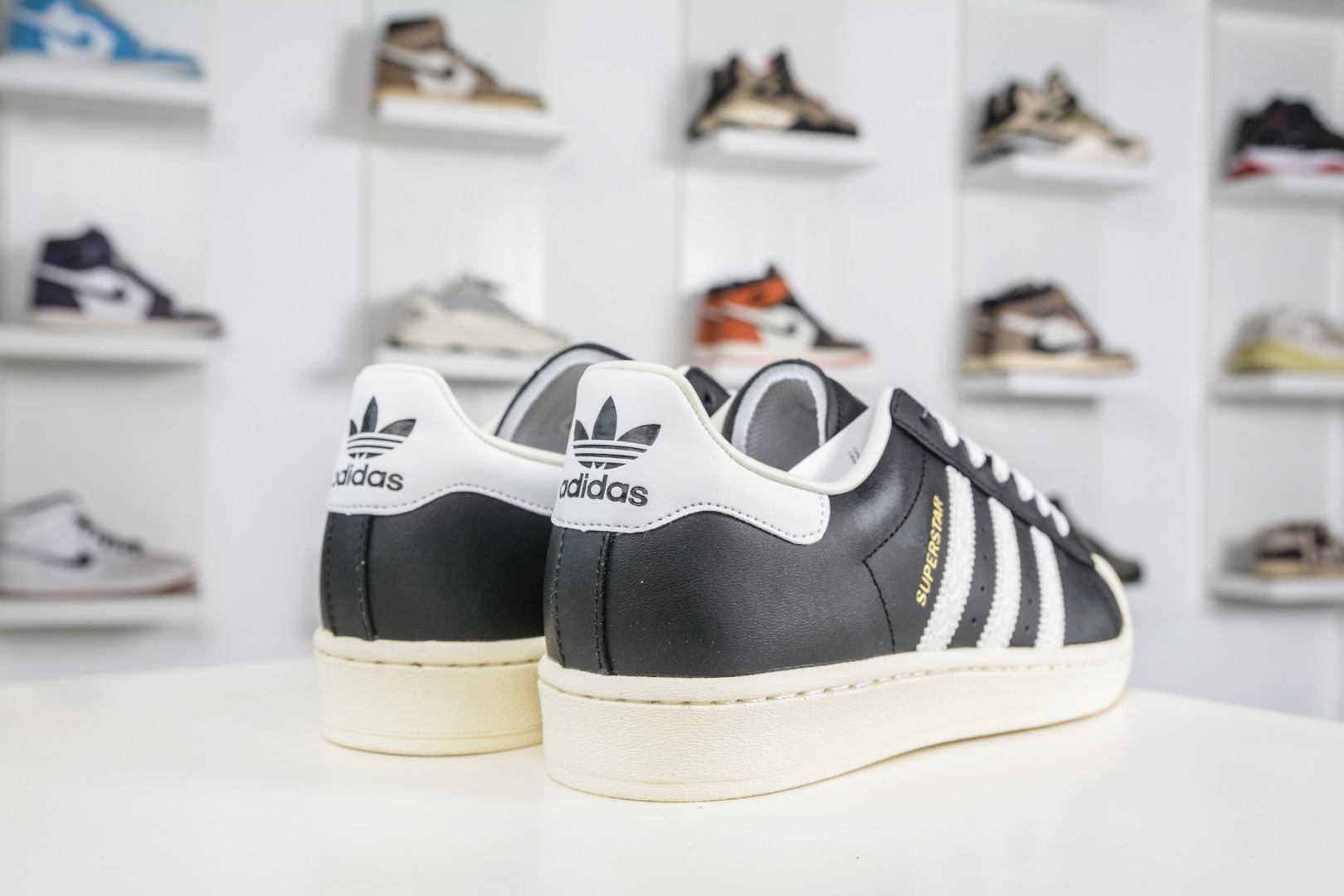 130 Adidas Originals Superstar 2025全新版本 贝壳头 ID4676