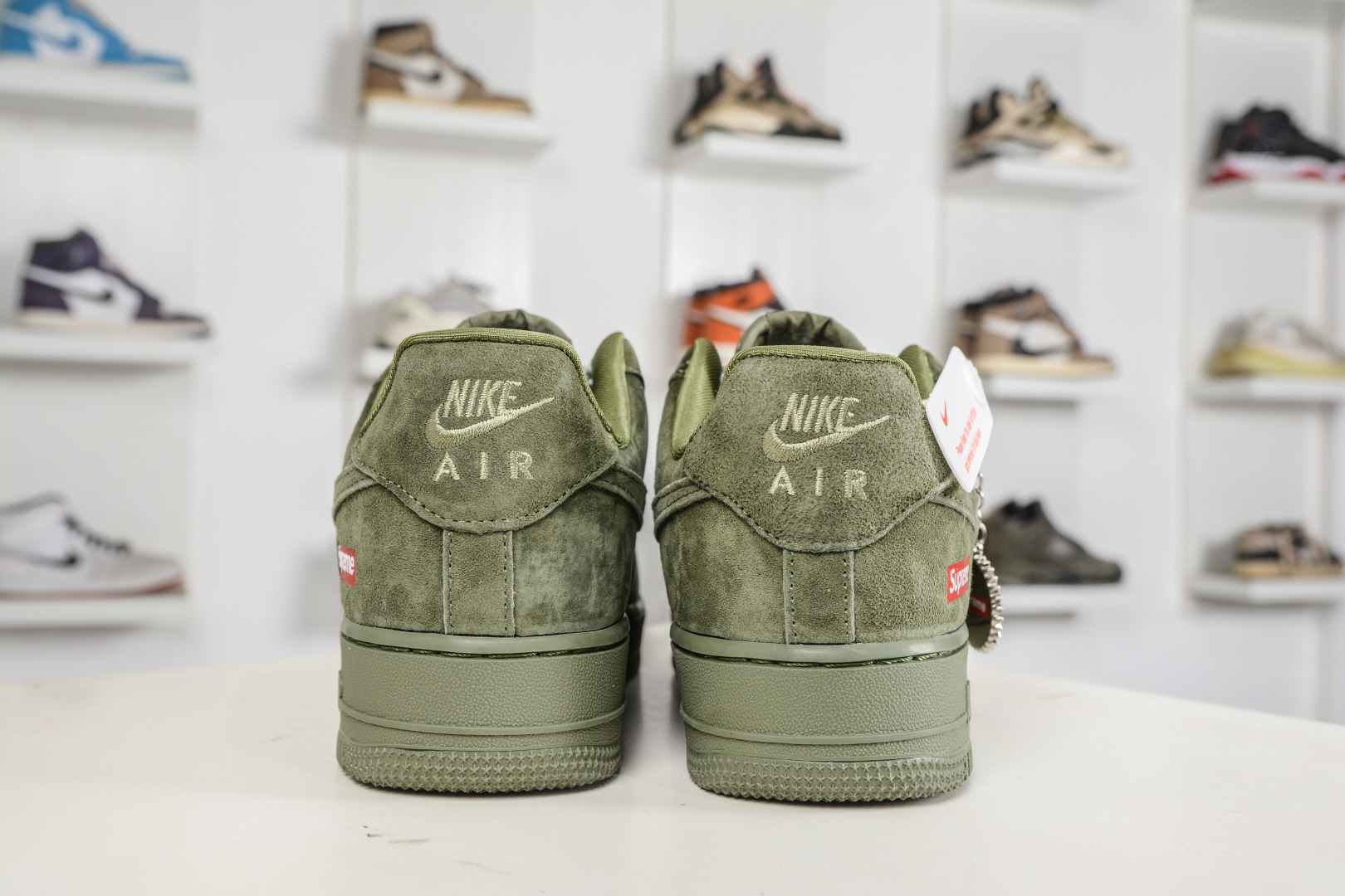 260 Nike Air Force 1 Low 07 x Supreme SUP联名-猪八绿色 DF018-117-Chinese UA Cheap High Quatity Brand Clothes Bags handbags Sneakers wholesale wholesaler seller from China Factory suppliers Fashion Clothing Shoes best Quality Beautiful Price 260 Nike Air Force 1 Low 07 x Supreme SUP联名-猪八绿色 DF018-117
