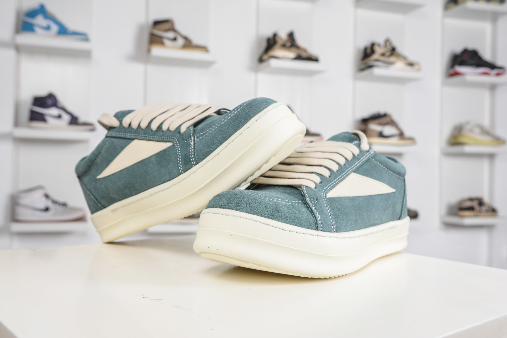 210 RICK OWENS/RO Hollywood 欧文斯 圆头系带低帮板鞋-Chinese UA Cheap High Quatity Brand Clothes Bags handbags Sneakers wholesale wholesaler seller from China Factory suppliers Fashion Clothing Shoes best Quality Beautiful Price 210 RICK OWENS/RO Hollywood 欧文斯 圆头系带低帮板鞋
