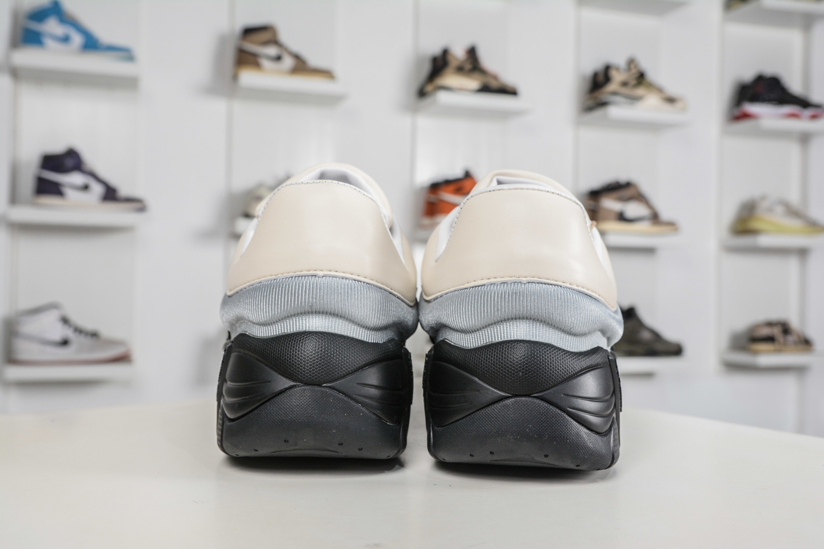260 RAF SIMONS CYLON-21 潮流运动 圆头系带 低帮休闲鞋采用光滑皮革 HR740009L-330-Chinese UA Cheap High Quatity Brand Clothes Bags handbags Sneakers wholesale wholesaler seller from China Factory suppliers Fashion Clothing Shoes best Quality Beautiful Price 260 RAF SIMONS CYLON-21 潮流运动 圆头系带 低帮休闲鞋采用光滑皮革 HR740009L-330