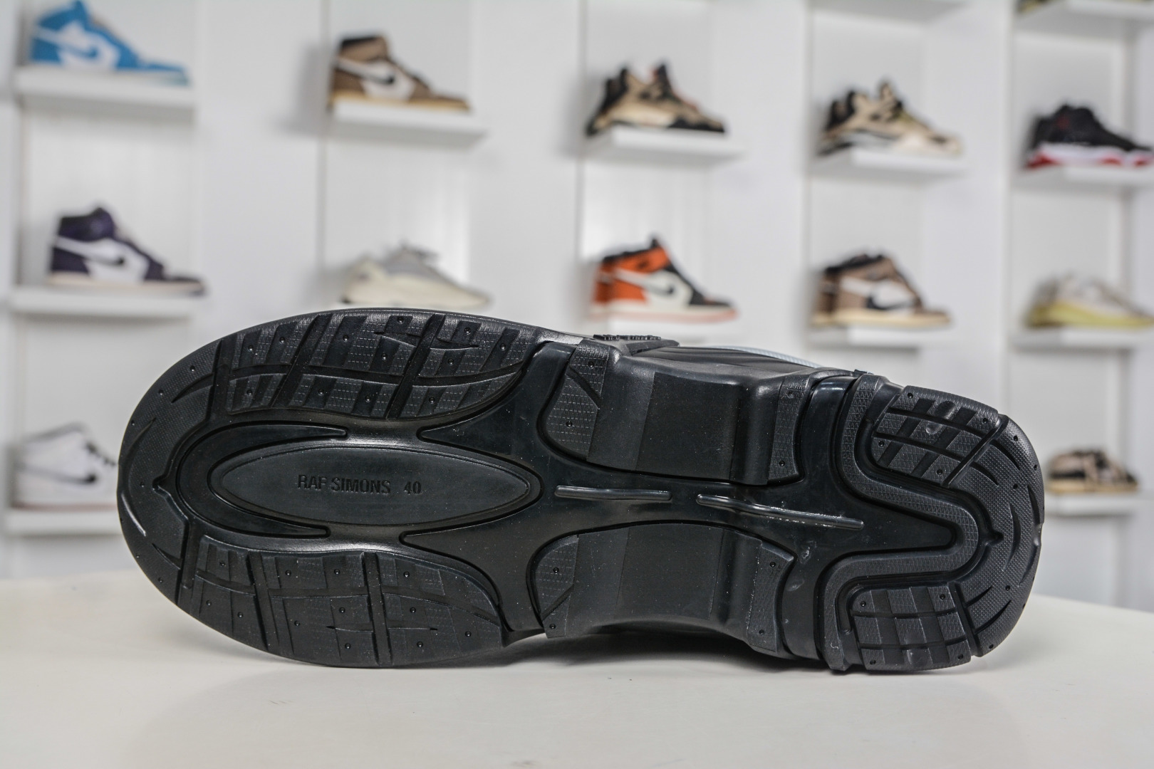 260 RAF SIMONS CYLON-21 潮流运动 圆头系带 低帮休闲鞋采用光滑皮革 HR740009L-330-Chinese UA Cheap High Quatity Brand Clothes Bags handbags Sneakers wholesale wholesaler seller from China Factory suppliers Fashion Clothing Shoes best Quality Beautiful Price 260 RAF SIMONS CYLON-21 潮流运动 圆头系带 低帮休闲鞋采用光滑皮革 HR740009L-330