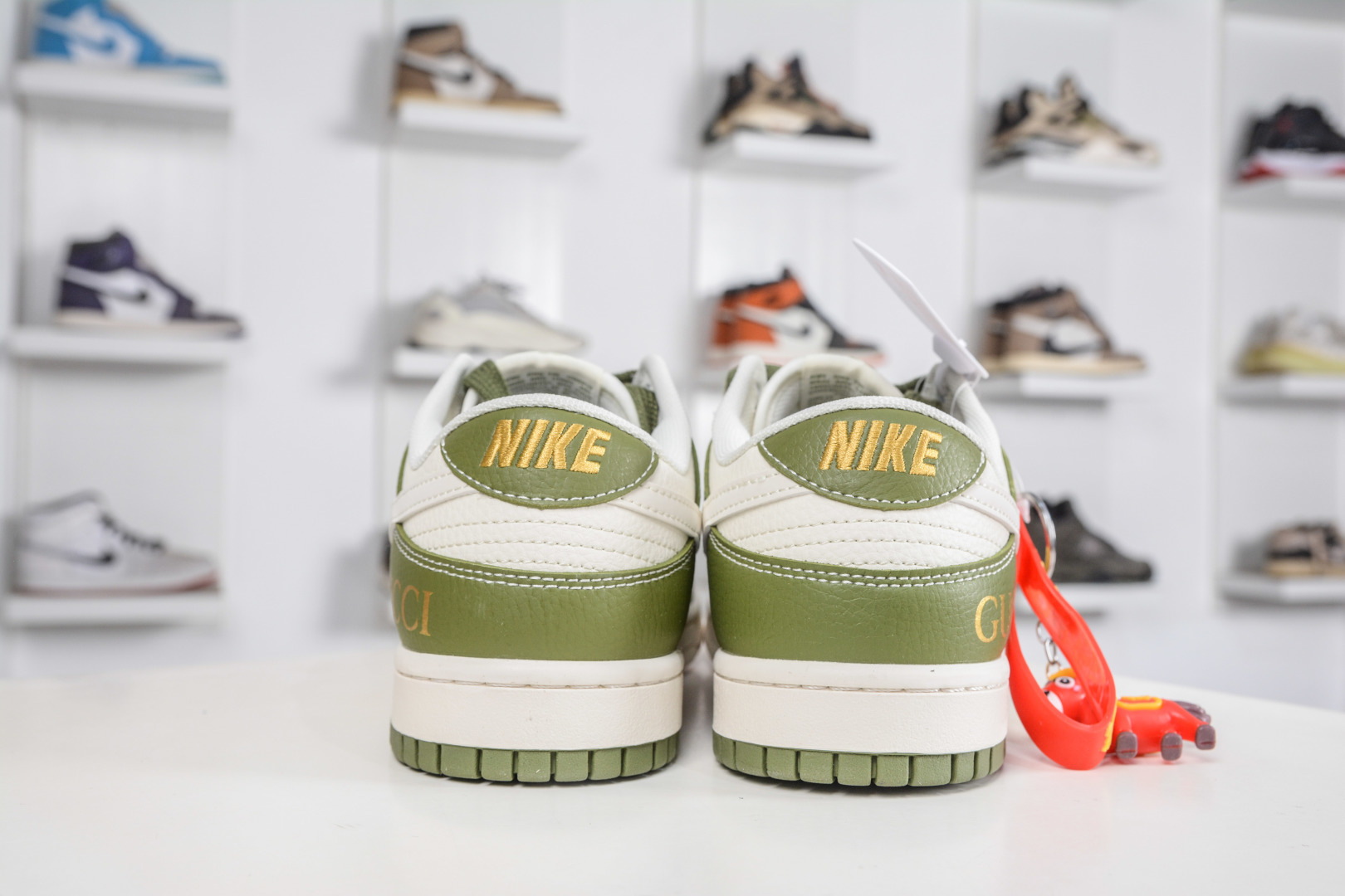 270 Nike SB Dunk Low x GUCCI 古驰马年限定联名-米白绿 SD6888-106-Chinese UA Cheap High Quatity Brand Clothes Bags handbags Sneakers wholesale wholesaler seller from China Factory suppliers Fashion Clothing Shoes best Quality Beautiful Price 270 Nike SB Dunk Low x GUCCI 古驰马年限定联名-米白绿 SD6888-106