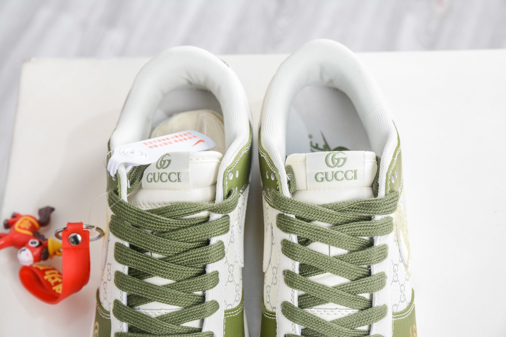 270 Nike SB Dunk Low x GUCCI 古驰马年限定联名-米白绿 SD6888-106-Chinese UA Cheap High Quatity Brand Clothes Bags handbags Sneakers wholesale wholesaler seller from China Factory suppliers Fashion Clothing Shoes best Quality Beautiful Price 270 Nike SB Dunk Low x GUCCI 古驰马年限定联名-米白绿 SD6888-106