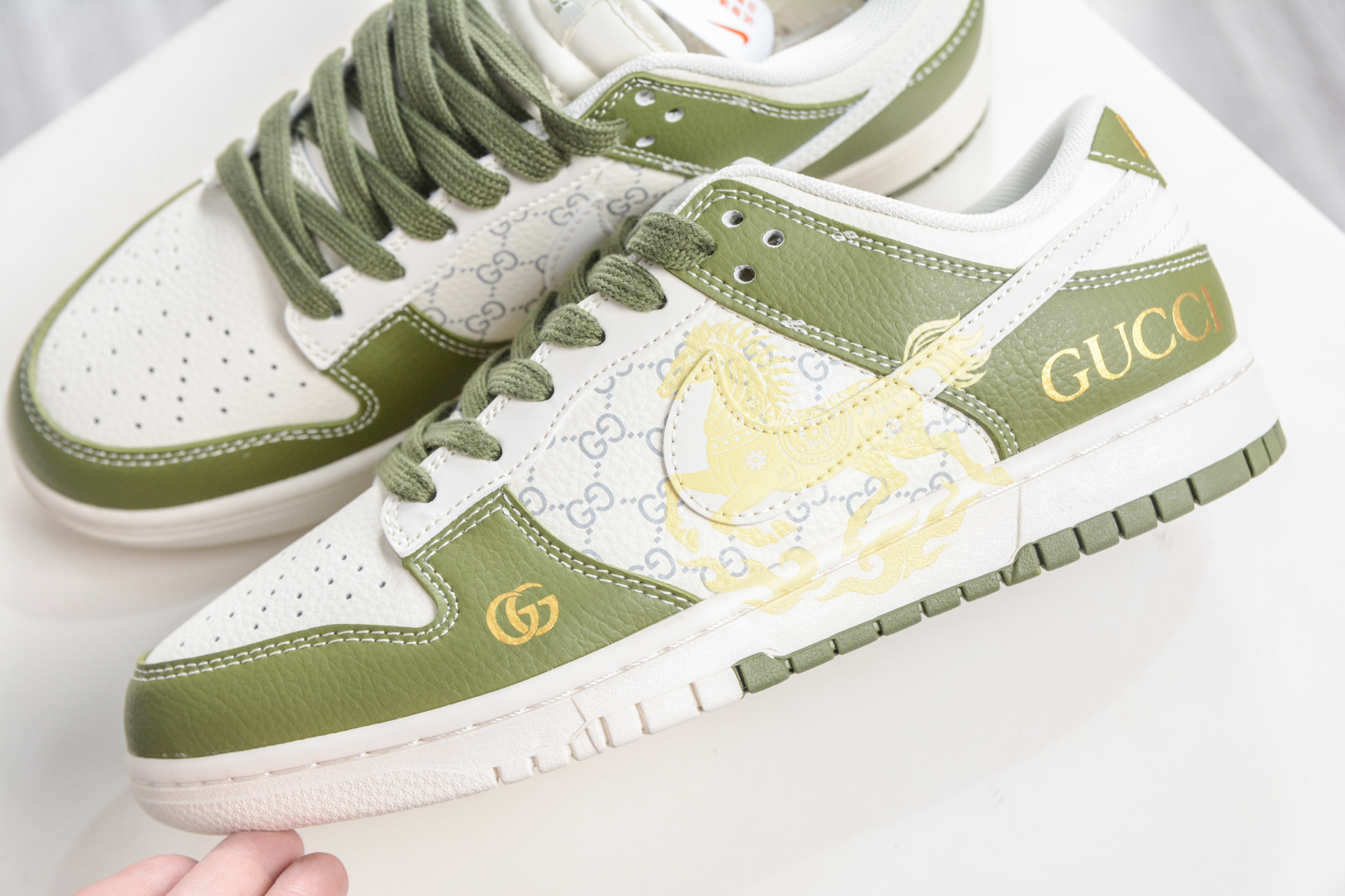 270 Nike SB Dunk Low x GUCCI 古驰马年限定联名-米白绿 SD6888-106-Chinese UA Cheap High Quatity Brand Clothes Bags handbags Sneakers wholesale wholesaler seller from China Factory suppliers Fashion Clothing Shoes best Quality Beautiful Price 270 Nike SB Dunk Low x GUCCI 古驰马年限定联名-米白绿 SD6888-106