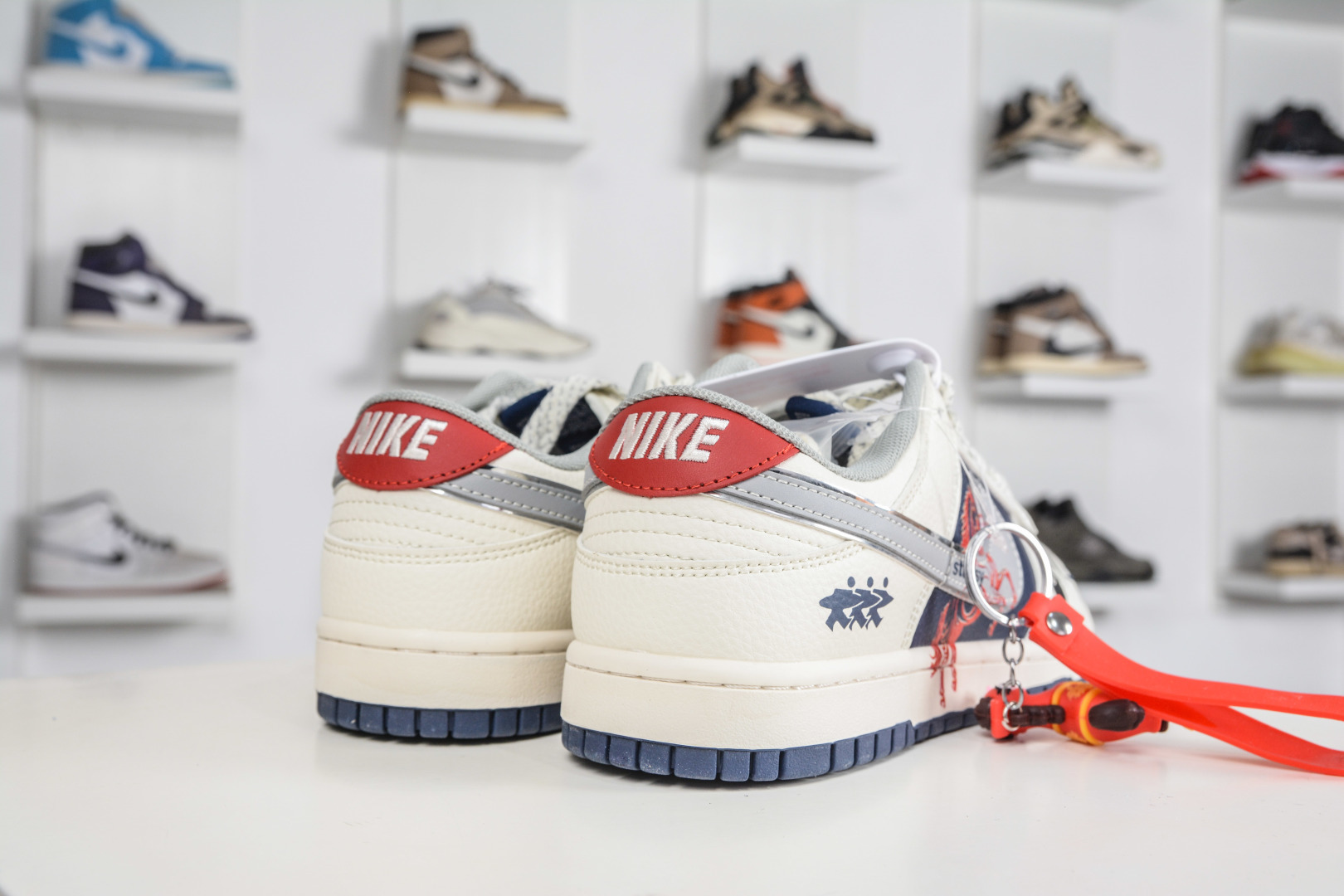 270 Nike SB Dunk Low X Stussy 斯图西马年限定联名—米灰蓝 SD6888-107-Chinese UA Cheap High Quatity Brand Clothes Bags handbags Sneakers wholesale wholesaler seller from China Factory suppliers Fashion Clothing Shoes best Quality Beautiful Price 270 Nike SB Dunk Low X Stussy 斯图西马年限定联名—米灰蓝 SD6888-107
