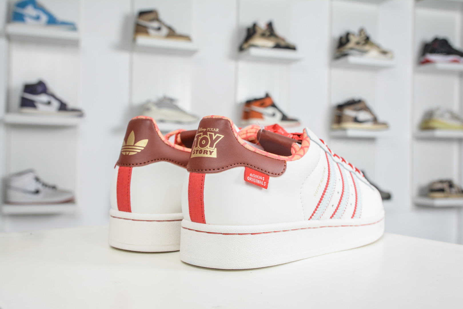 150 AD Originals Superstar 2 贝壳头采用全新头层拼接皮革材质 KK4472-Chinese UA Cheap High Quatity Brand Clothes Bags handbags Sneakers wholesale wholesaler seller from China Factory suppliers Fashion Clothing Shoes best Quality Beautiful Price 150 AD Originals Superstar 2 贝壳头采用全新头层拼接皮革材质 KK4472