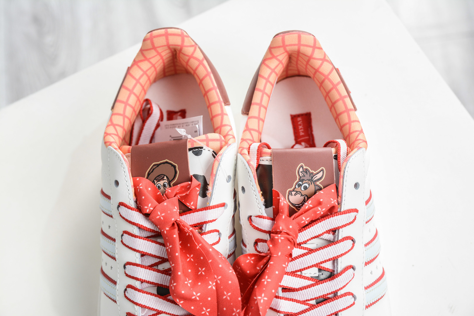 150 AD Originals Superstar 2 贝壳头采用全新头层拼接皮革材质 KK4472-Chinese UA Cheap High Quatity Brand Clothes Bags handbags Sneakers wholesale wholesaler seller from China Factory suppliers Fashion Clothing Shoes best Quality Beautiful Price 150 AD Originals Superstar 2 贝壳头采用全新头层拼接皮革材质 KK4472