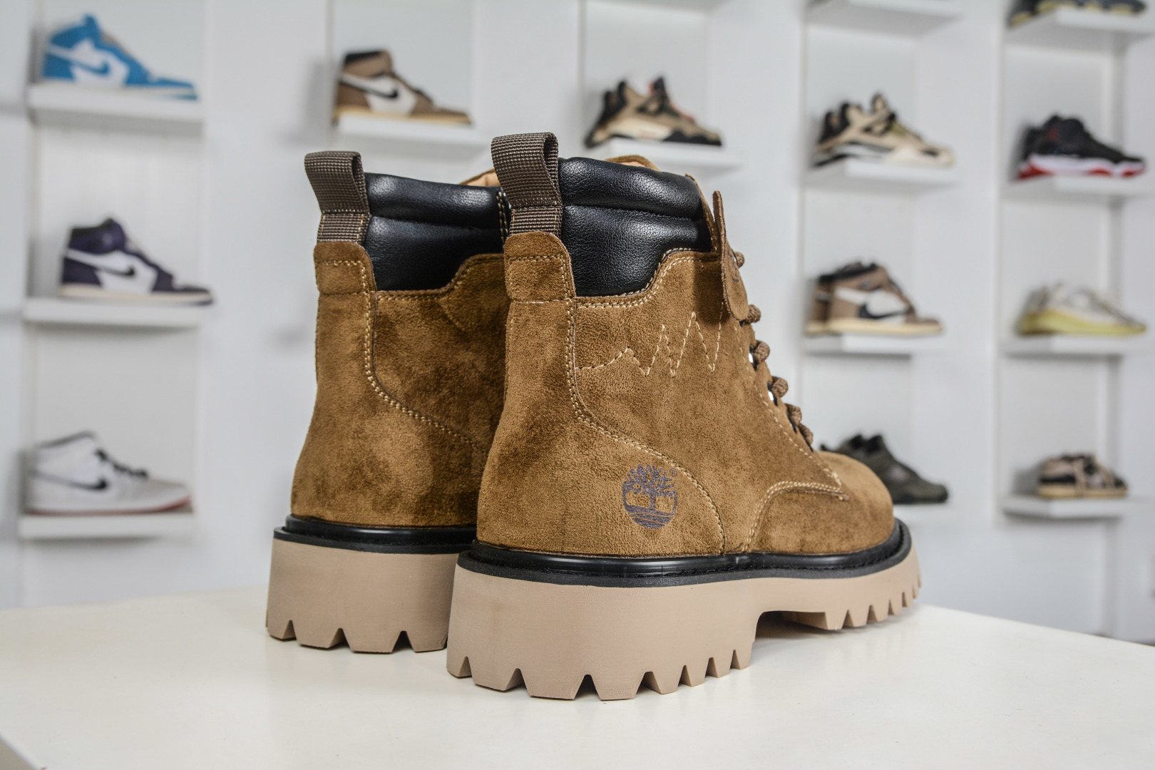 230 新年福利特价 Timberland添柏岚/天伯伦 秋冬新品(毛绒内里保暖锁热)-Chinese UA Cheap High Quatity Brand Clothes Bags handbags Sneakers wholesale wholesaler seller from China Factory suppliers Fashion Clothing Shoes best Quality Beautiful Price 230 新年福利特价 Timberland添柏岚/天伯伦 秋冬新品(毛绒内里保暖锁热)