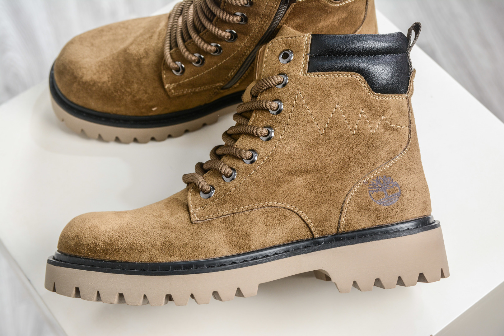 230 新年福利特价 Timberland添柏岚/天伯伦 秋冬新品(毛绒内里保暖锁热)-Chinese UA Cheap High Quatity Brand Clothes Bags handbags Sneakers wholesale wholesaler seller from China Factory suppliers Fashion Clothing Shoes best Quality Beautiful Price 230 新年福利特价 Timberland添柏岚/天伯伦 秋冬新品(毛绒内里保暖锁热)