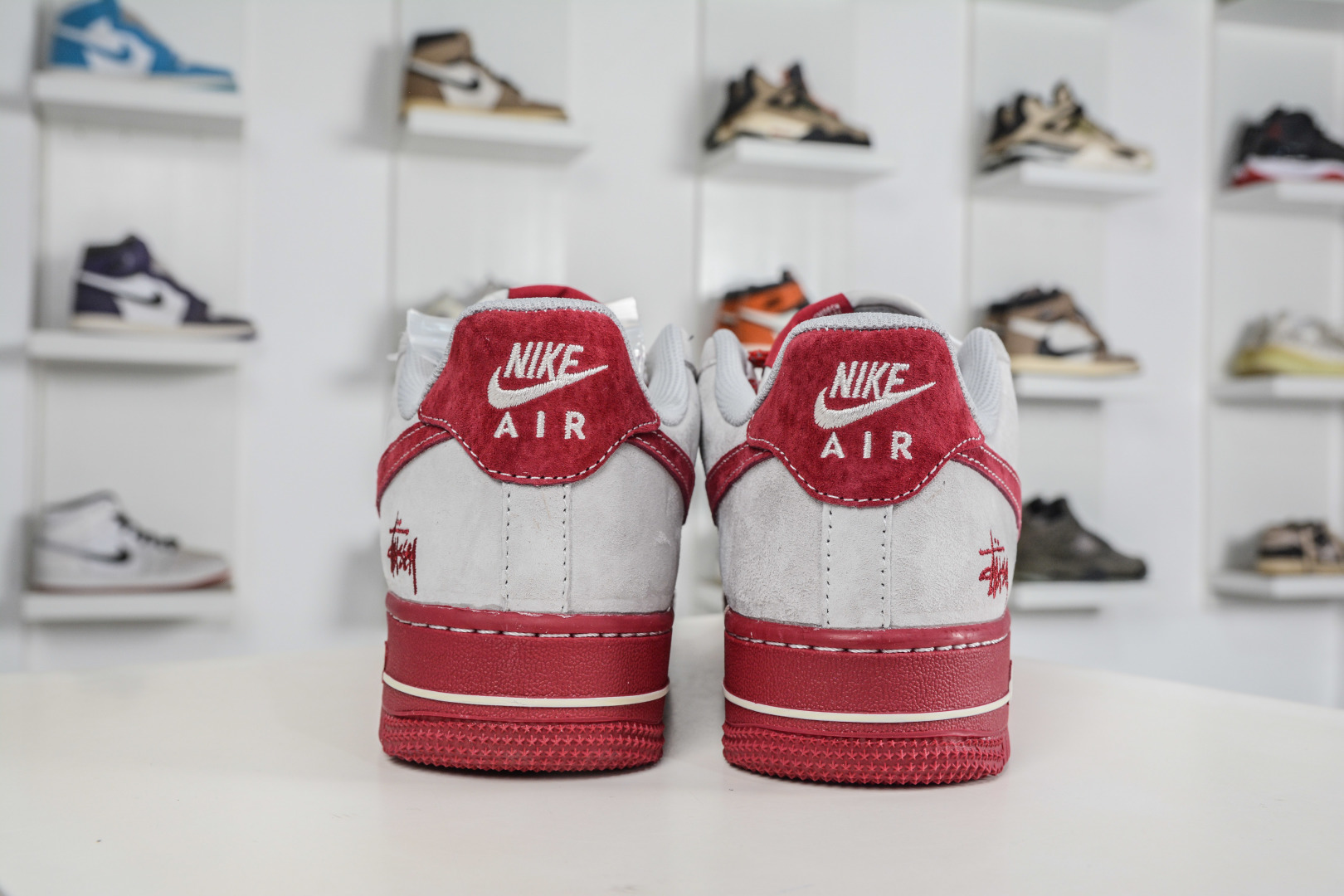 260 Stussy x NIke Air Force 1 斯图西联名- 米灰红 JP8028-076-Chinese UA Cheap High Quatity Brand Clothes Bags handbags Sneakers wholesale wholesaler seller from China Factory suppliers Fashion Clothing Shoes best Quality Beautiful Price 260 Stussy x NIke Air Force 1 斯图西联名- 米灰红 JP8028-076