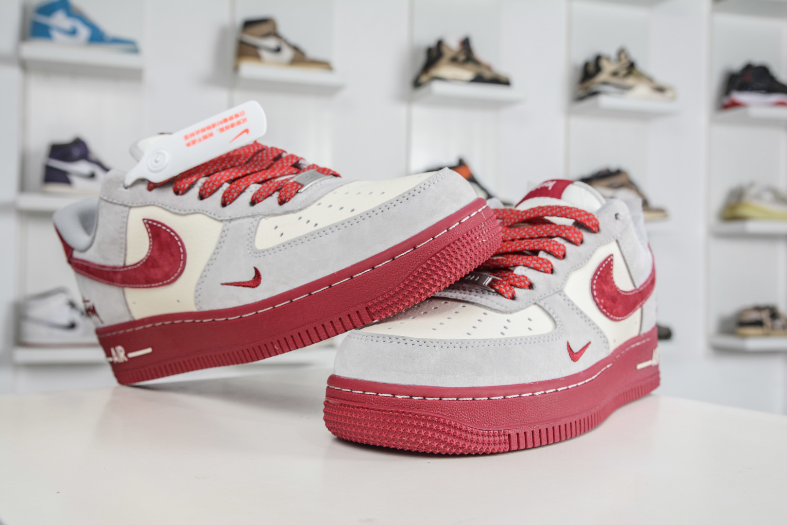 260 Stussy x NIke Air Force 1 斯图西联名- 米灰红 JP8028-076-Chinese UA Cheap High Quatity Brand Clothes Bags handbags Sneakers wholesale wholesaler seller from China Factory suppliers Fashion Clothing Shoes best Quality Beautiful Price 260 Stussy x NIke Air Force 1 斯图西联名- 米灰红 JP8028-076