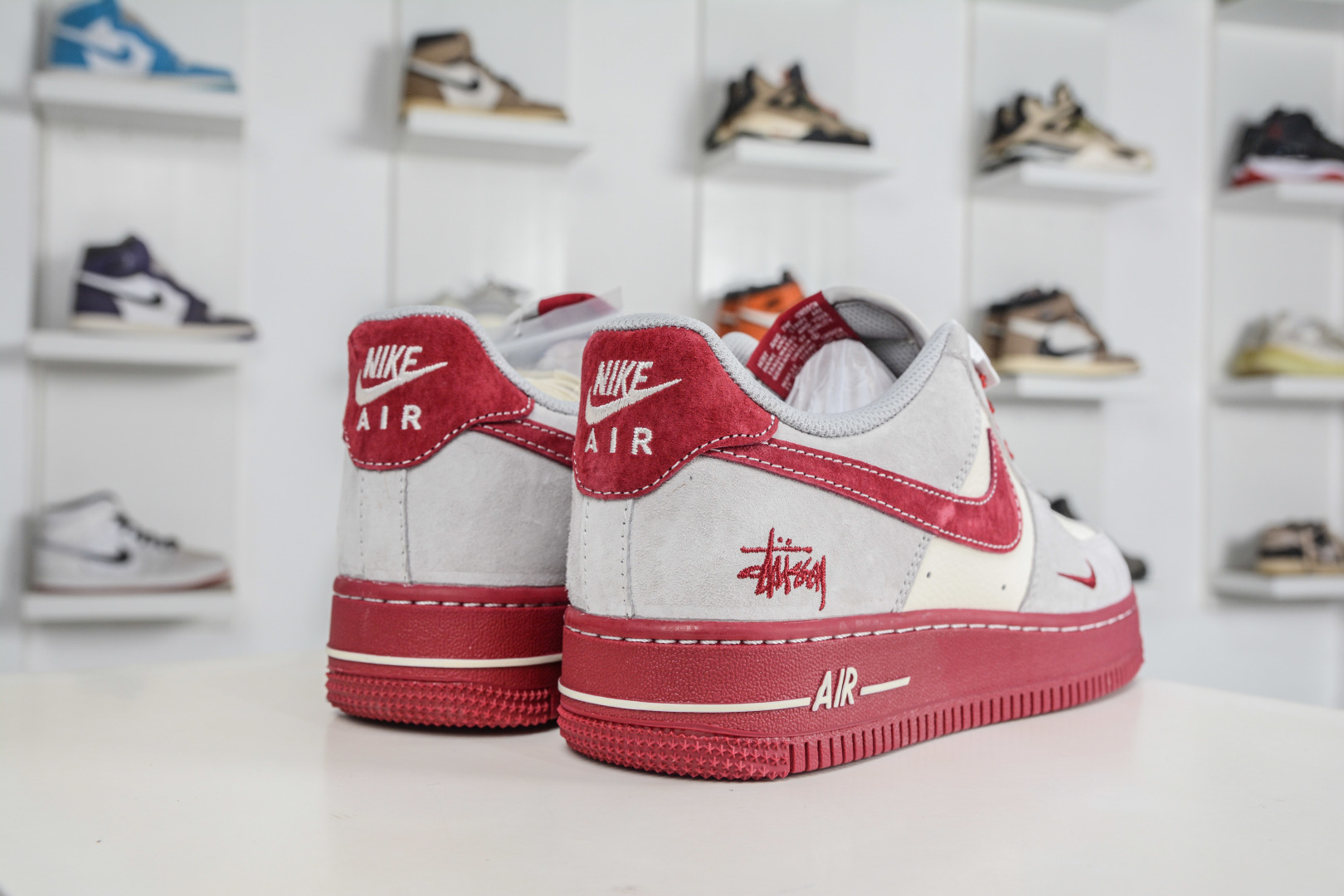 260 Stussy x NIke Air Force 1 斯图西联名- 米灰红 JP8028-076-Chinese UA Cheap High Quatity Brand Clothes Bags handbags Sneakers wholesale wholesaler seller from China Factory suppliers Fashion Clothing Shoes best Quality Beautiful Price 260 Stussy x NIke Air Force 1 斯图西联名- 米灰红 JP8028-076