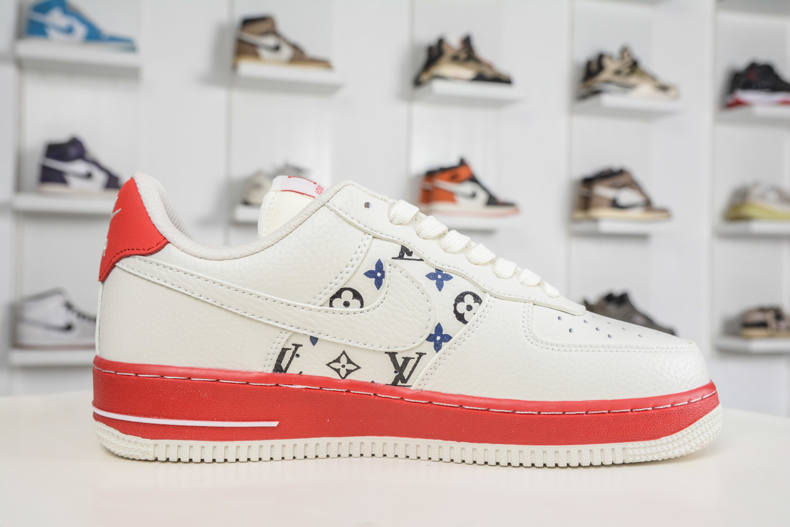 260 Nike Air Force 1 Low 07 x Louis Vuitton LV联名-白嫣红 BQ4212-100-Chinese UA Cheap High Quatity Brand Clothes Bags handbags Sneakers wholesale wholesaler seller from China Factory suppliers Fashion Clothing Shoes best Quality Beautiful Price 260 Nike Air Force 1 Low 07 x Louis Vuitton LV联名-白嫣红 BQ4212-100