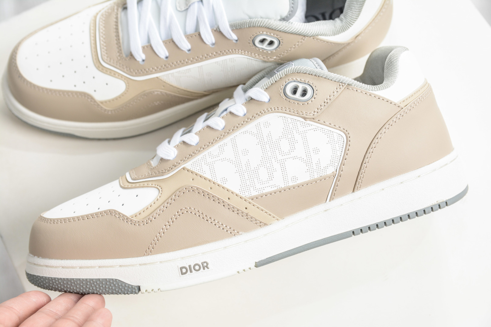 210 迪奥/Dior B27 Oblique Galaxy Low Sneakers B27系列低帮复古真皮百搭运动休闲板鞋 3SN272ZIR1-Chinese UA Cheap High Quatity Brand Clothes Bags handbags Sneakers wholesale wholesaler seller from China Factory suppliers Fashion Clothing Shoes best Quality Beautiful Price 210 迪奥/Dior B27 Oblique Galaxy Low Sneakers B27系列低帮复古真皮百搭运动休闲板鞋 3SN272ZIR1