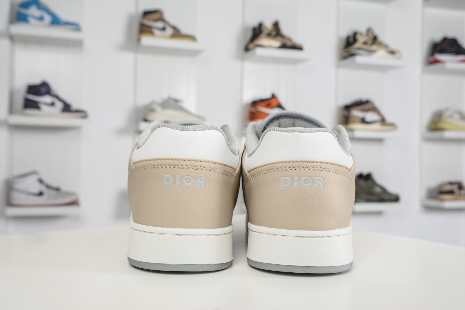 210 迪奥/Dior B27 Oblique Galaxy Low Sneakers B27系列低帮复古真皮百搭运动休闲板鞋 3SN272ZIR1-Chinese UA Cheap High Quatity Brand Clothes Bags handbags Sneakers wholesale wholesaler seller from China Factory suppliers Fashion Clothing Shoes best Quality Beautiful Price 210 迪奥/Dior B27 Oblique Galaxy Low Sneakers B27系列低帮复古真皮百搭运动休闲板鞋 3SN272ZIR1