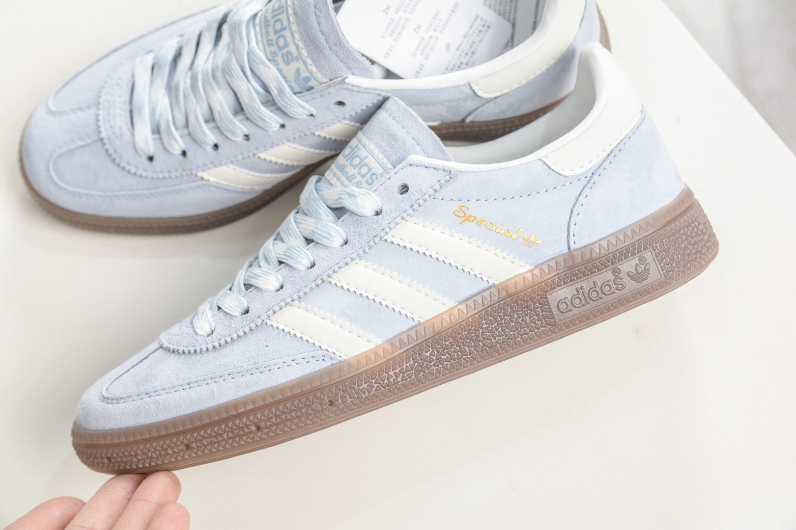 150 adidas originals HANDBALL SPEZIAL 蓝白 KI5933-Chinese UA Cheap High Quatity Brand Clothes Bags handbags Sneakers wholesale wholesaler seller from China Factory suppliers Fashion Clothing Shoes best Quality Beautiful Price 150 adidas originals HANDBALL SPEZIAL 蓝白 KI5933