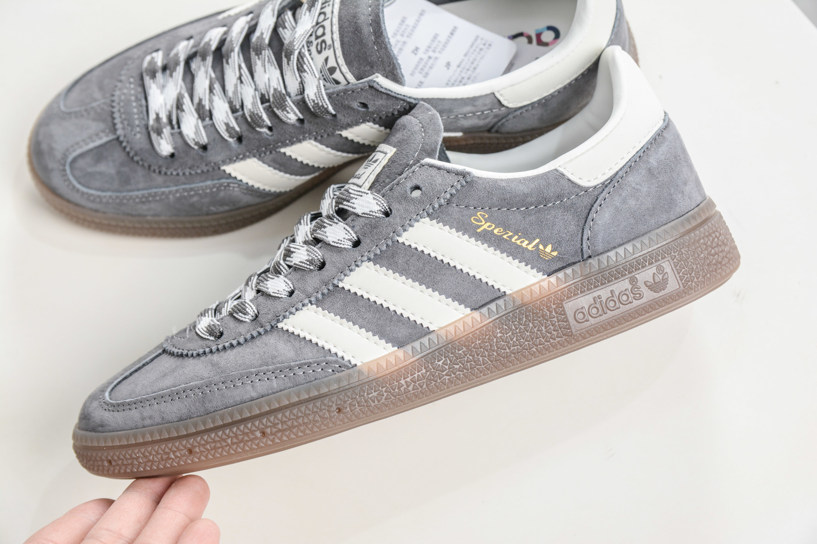 150 adidas originals HANDBALL SPEZIAL 灰白 KJ6303-Chinese UA Cheap High Quatity Brand Clothes Bags handbags Sneakers wholesale wholesaler seller from China Factory suppliers Fashion Clothing Shoes best Quality Beautiful Price 150 adidas originals HANDBALL SPEZIAL 灰白 KJ6303