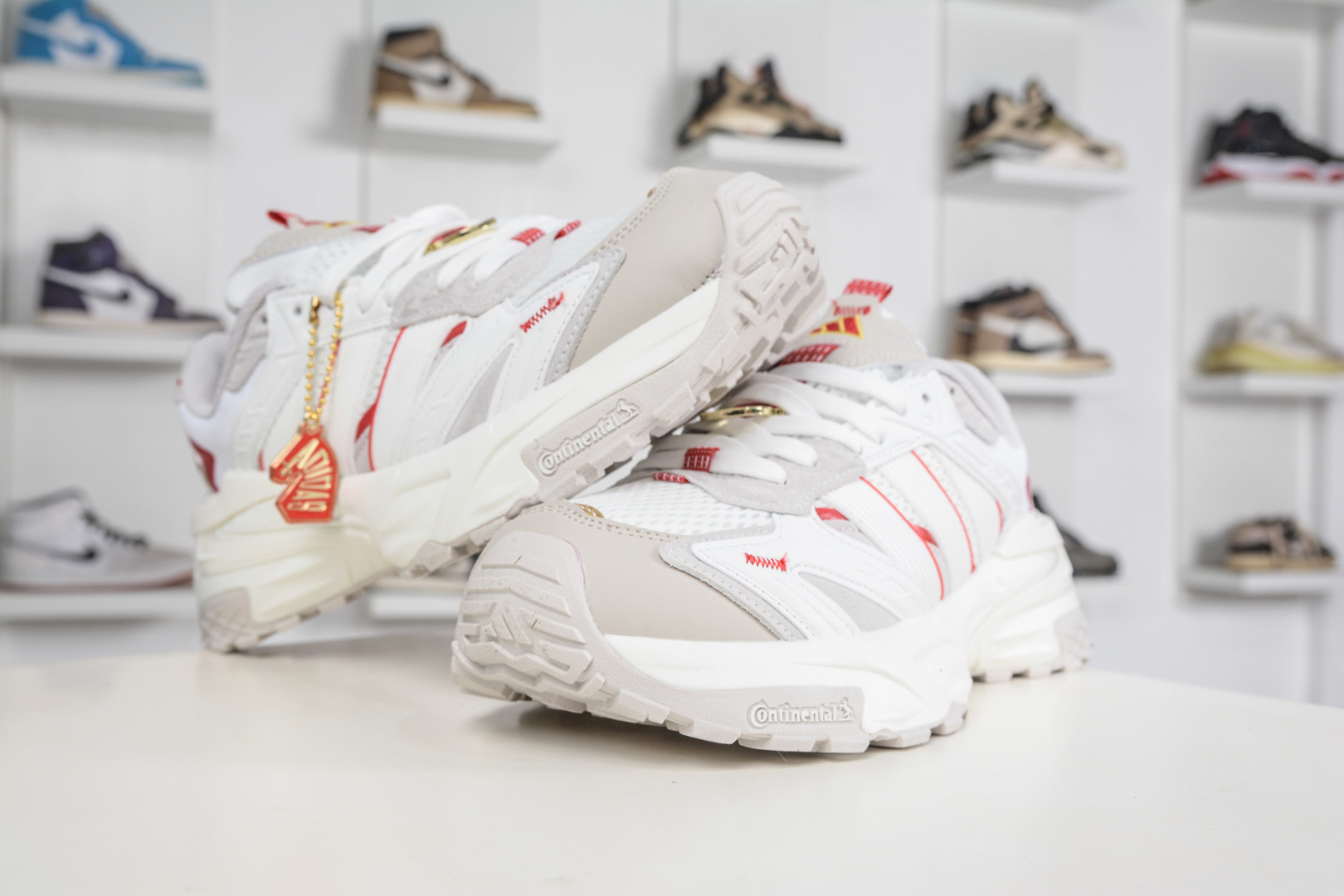 190 Adidas XLG STORM EDGE 阿迪达斯 舒适 防滑 老爹鞋 鞋面由轻薄透气的网布制成 KI1855-Chinese UA Cheap High Quatity Brand Clothes Bags handbags Sneakers wholesale wholesaler seller from China Factory suppliers Fashion Clothing Shoes best Quality Beautiful Price 190 Adidas XLG STORM EDGE 阿迪达斯 舒适 防滑 老爹鞋 鞋面由轻薄透气的网布制成 KI1855