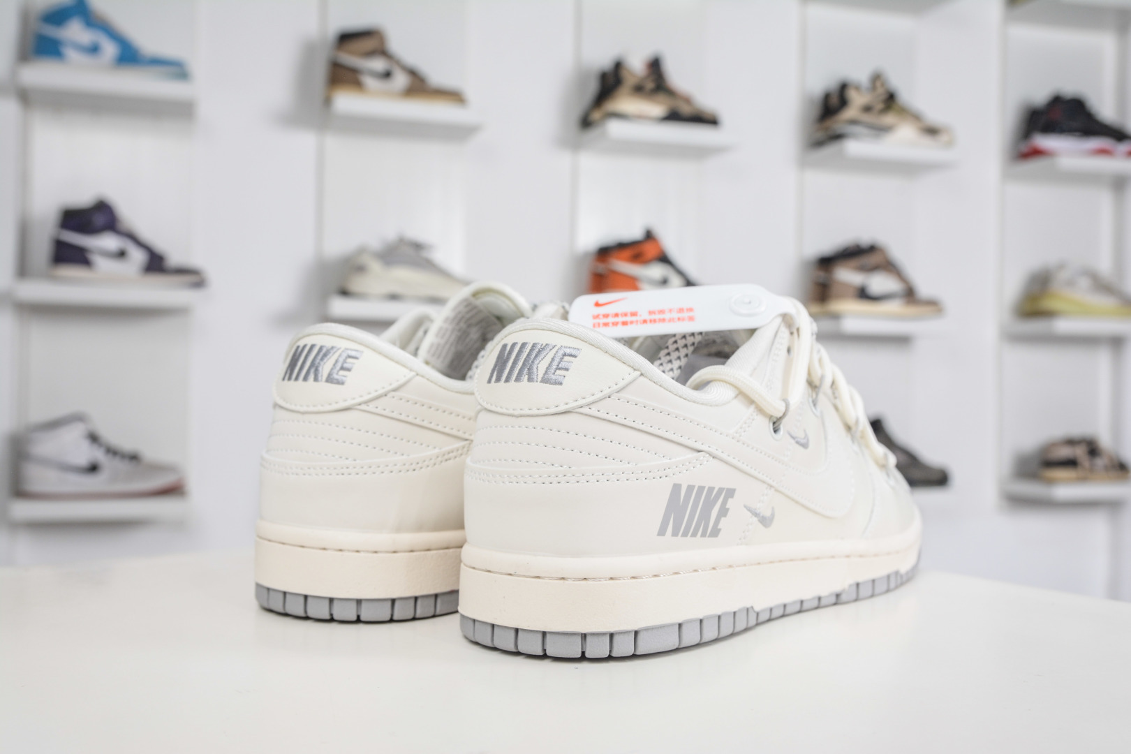 290 Nike SB Dunk Low 耐克联名-白灰三小勾绑带 JP2026-103