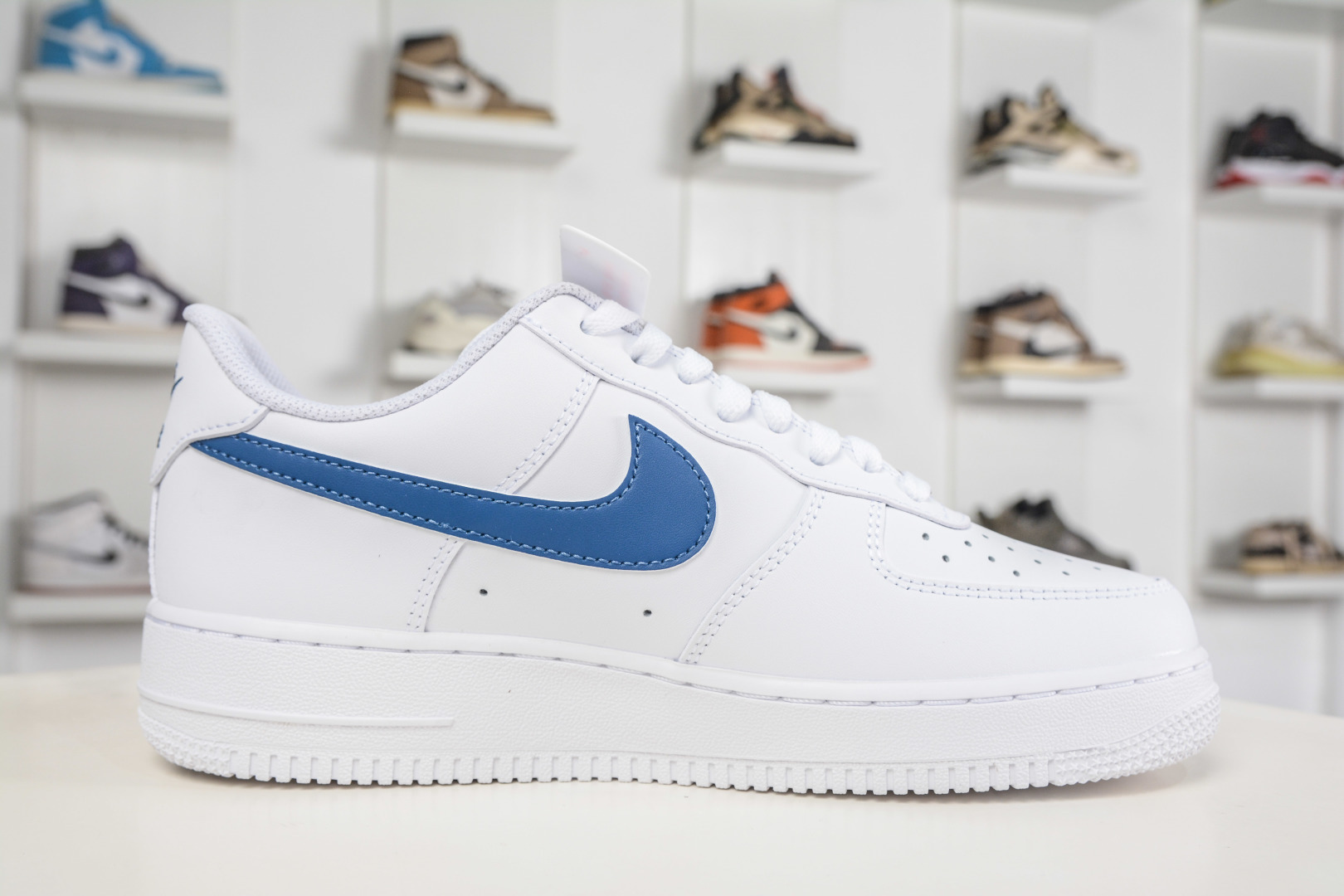 200 HY版Nike Air Force 1 Low 07 白蓝 FJ4146-123-Chinese UA Cheap High Quatity Brand Clothes Bags handbags Sneakers wholesale wholesaler seller from China Factory suppliers Fashion Clothing Shoes best Quality Beautiful Price 200 HY版Nike Air Force 1 Low 07 白蓝 FJ4146-123