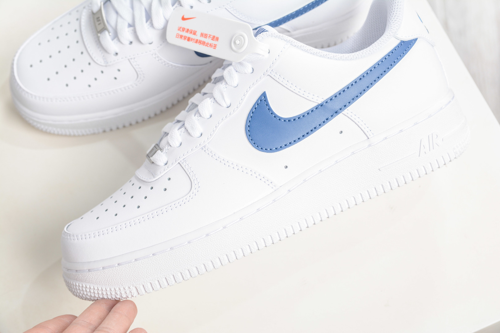 200 HY版Nike Air Force 1 Low 07 白蓝 FJ4146-123-Chinese UA Cheap High Quatity Brand Clothes Bags handbags Sneakers wholesale wholesaler seller from China Factory suppliers Fashion Clothing Shoes best Quality Beautiful Price 200 HY版Nike Air Force 1 Low 07 白蓝 FJ4146-123