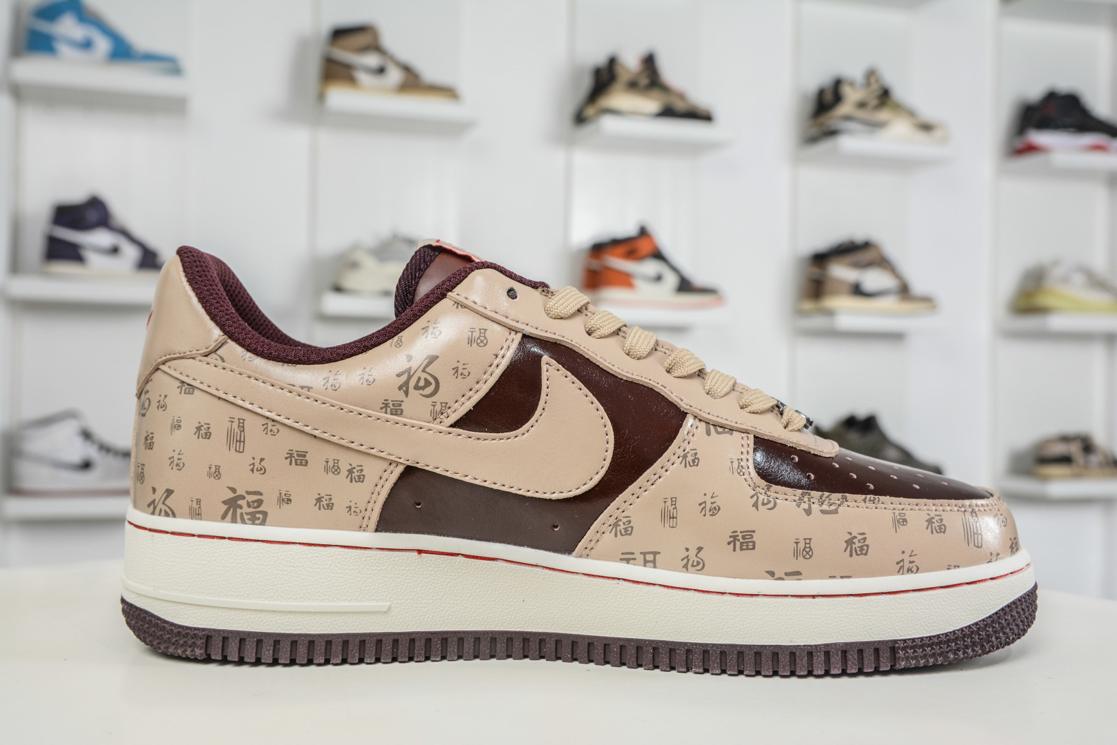 260 Nike Air Force 1 Low 07 马年限定 福韵米红 NH0601-501-Chinese UA Cheap High Quatity Brand Clothes Bags handbags Sneakers wholesale wholesaler seller from China Factory suppliers Fashion Clothing Shoes best Quality Beautiful Price 260 Nike Air Force 1 Low 07 马年限定 福韵米红 NH0601-501