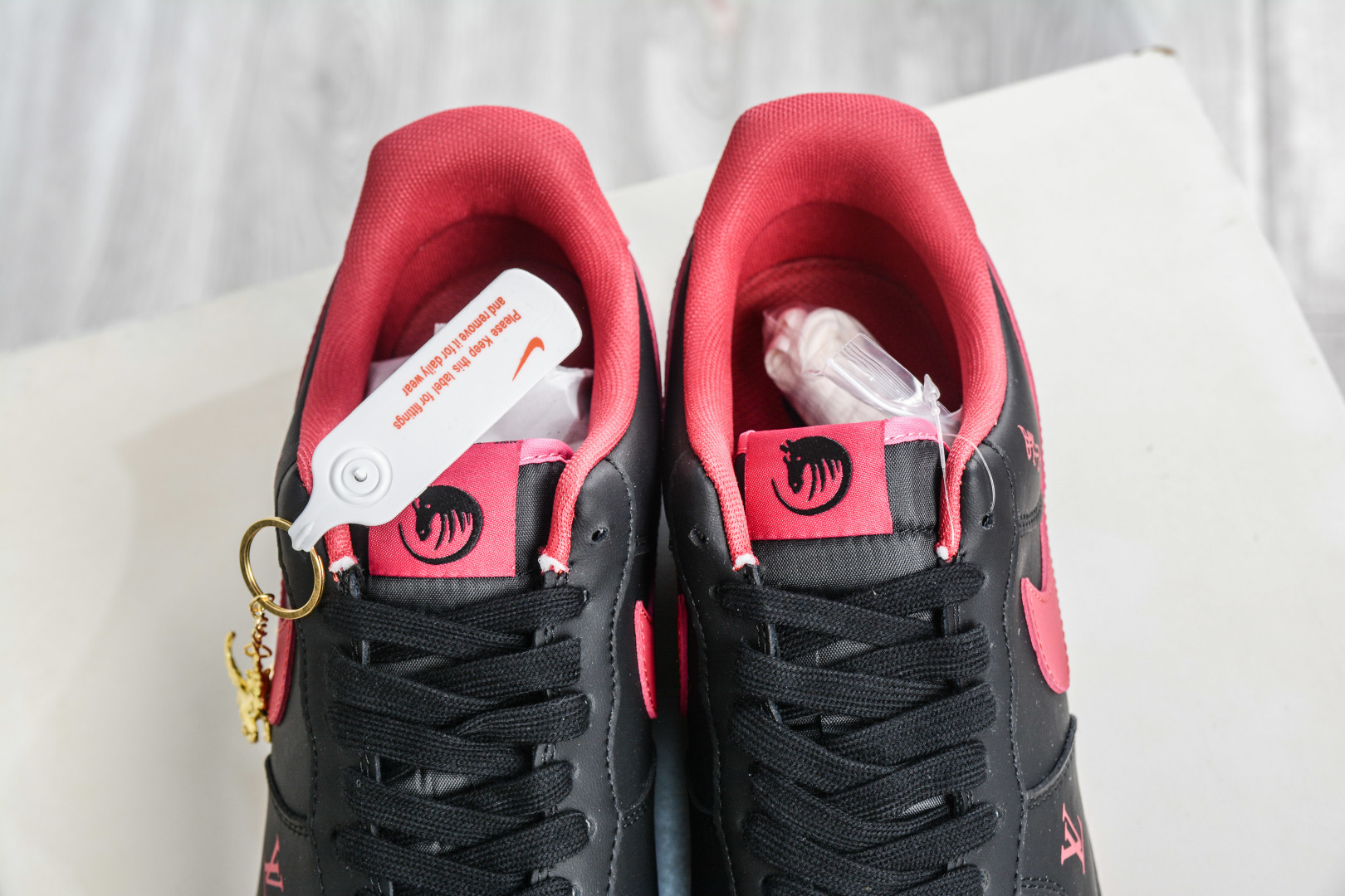 260 Nike Air Force 1 Low 07 x Louis Vuitton LV联名-墨黑玫红 FV3694-102-Chinese UA Cheap High Quatity Brand Clothes Bags handbags Sneakers wholesale wholesaler seller from China Factory suppliers Fashion Clothing Shoes best Quality Beautiful Price 260 Nike Air Force 1 Low 07 x Louis Vuitton LV联名-墨黑玫红 FV3694-102