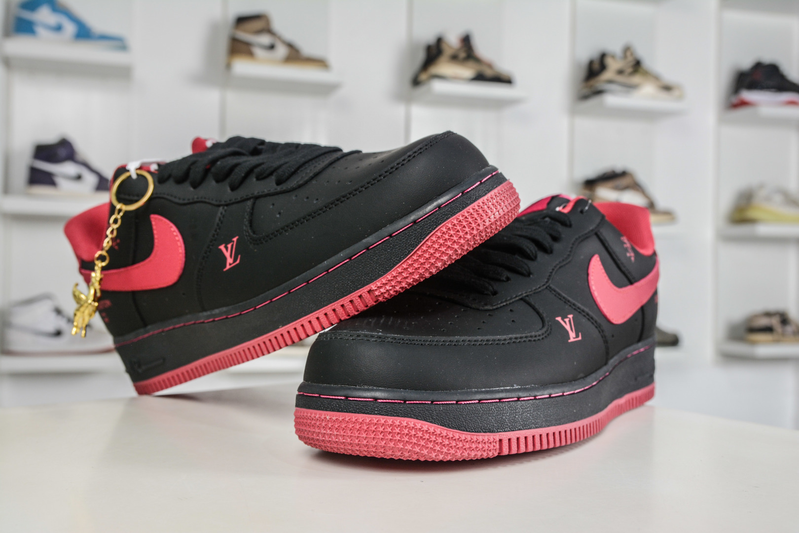 260 Nike Air Force 1 Low 07 x Louis Vuitton LV联名-墨黑玫红 FV3694-102-Chinese UA Cheap High Quatity Brand Clothes Bags handbags Sneakers wholesale wholesaler seller from China Factory suppliers Fashion Clothing Shoes best Quality Beautiful Price 260 Nike Air Force 1 Low 07 x Louis Vuitton LV联名-墨黑玫红 FV3694-102