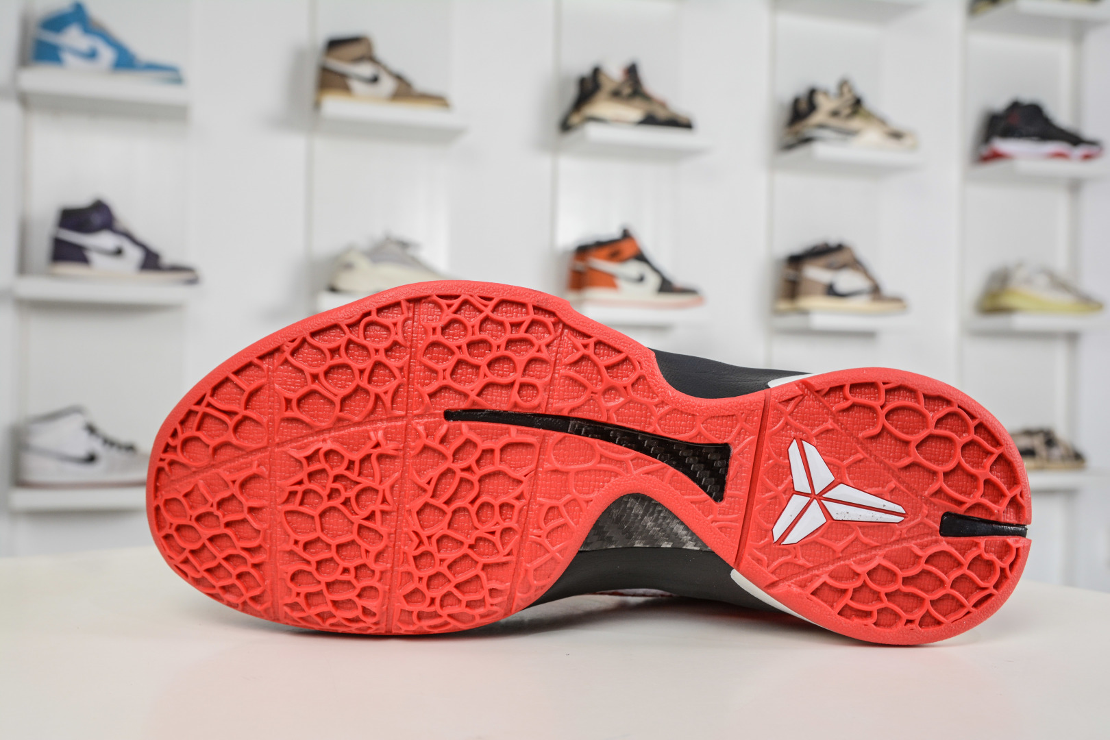 360 Nike Zoom Kobe VI 马年限定 CNY新年款 耐克 科比6代系列 低帮复刻实战运动低帮文化篮球鞋 CW2190-021-Chinese UA Cheap High Quatity Brand Clothes Bags handbags Sneakers wholesale wholesaler seller from China Factory suppliers Fashion Clothing Shoes best Quality Beautiful Price 360 Nike Zoom Kobe VI 马年限定 CNY新年款 耐克 科比6代系列 低帮复刻实战运动低帮文化篮球鞋 CW2190-021