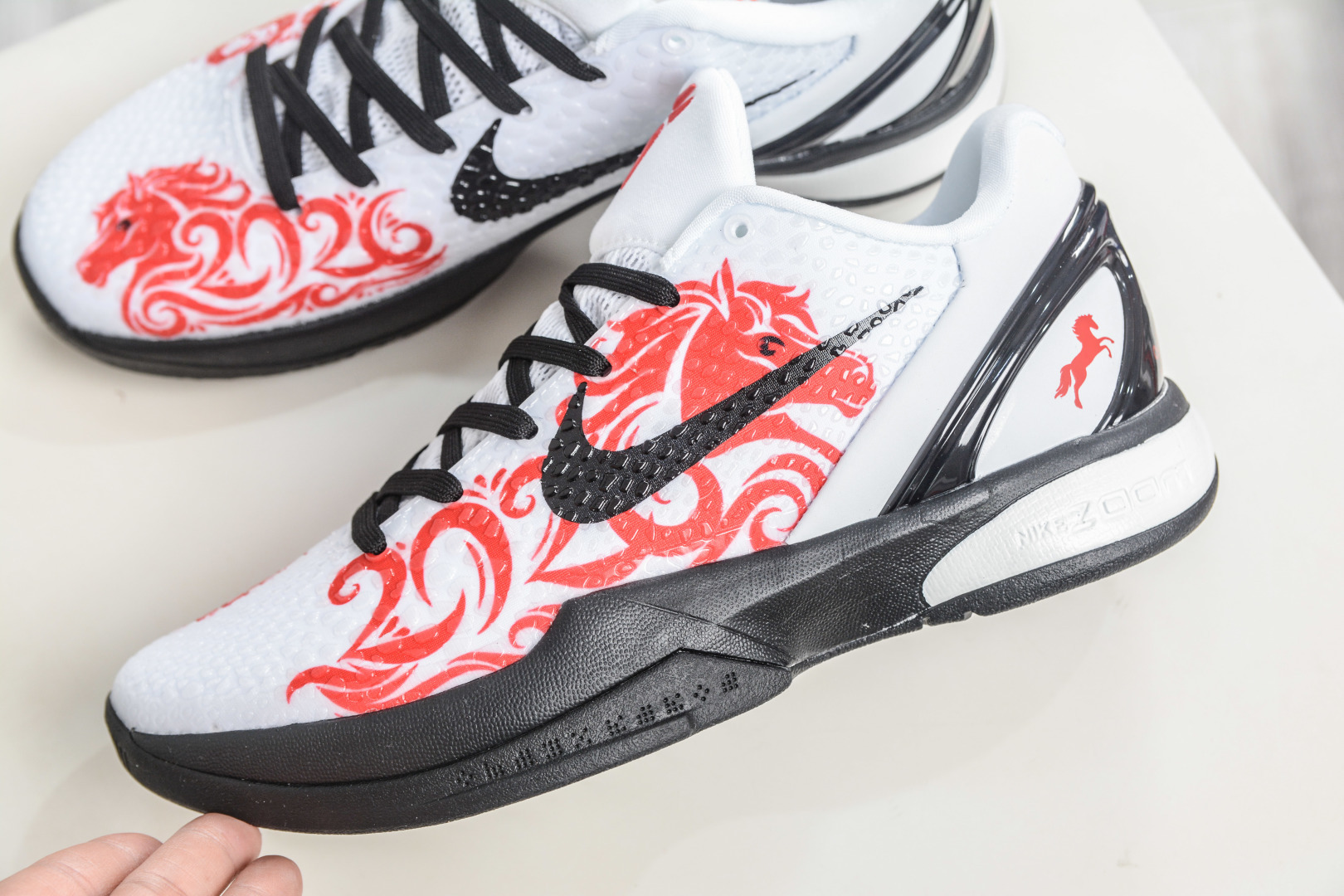 360 Nike Zoom Kobe VI 马年限定 CNY新年款 耐克 科比6代系列 低帮复刻实战运动低帮文化篮球鞋 CW2190-012-Chinese UA Cheap High Quatity Brand Clothes Bags handbags Sneakers wholesale wholesaler seller from China Factory suppliers Fashion Clothing Shoes best Quality Beautiful Price 360 Nike Zoom Kobe VI 马年限定 CNY新年款 耐克 科比6代系列 低帮复刻实战运动低帮文化篮球鞋 CW2190-012