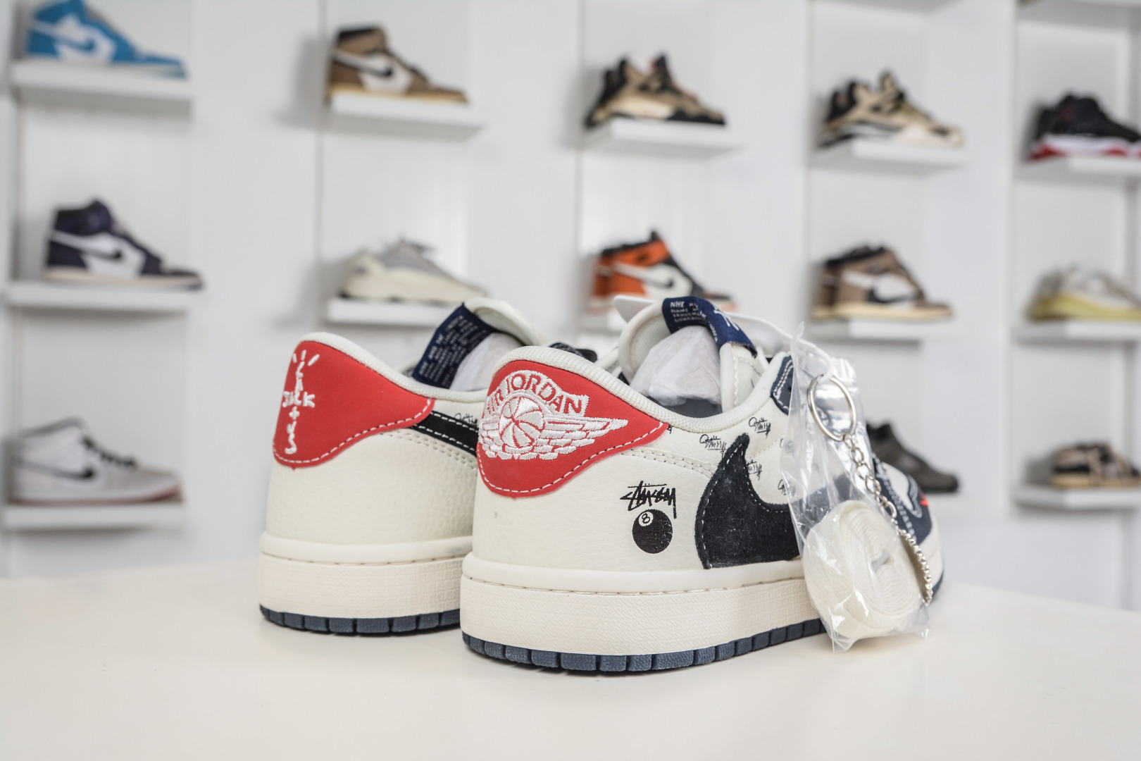 270 TS x Air Jordan x Stussy AJ1 Low 倒钩低帮联名斯图西-白蓝黑 JW1188-170-Chinese UA Cheap High Quatity Brand Clothes Bags handbags Sneakers wholesale wholesaler seller from China Factory suppliers Fashion Clothing Shoes best Quality Beautiful Price 270 TS x Air Jordan x Stussy AJ1 Low 倒钩低帮联名斯图西-白蓝黑 JW1188-170