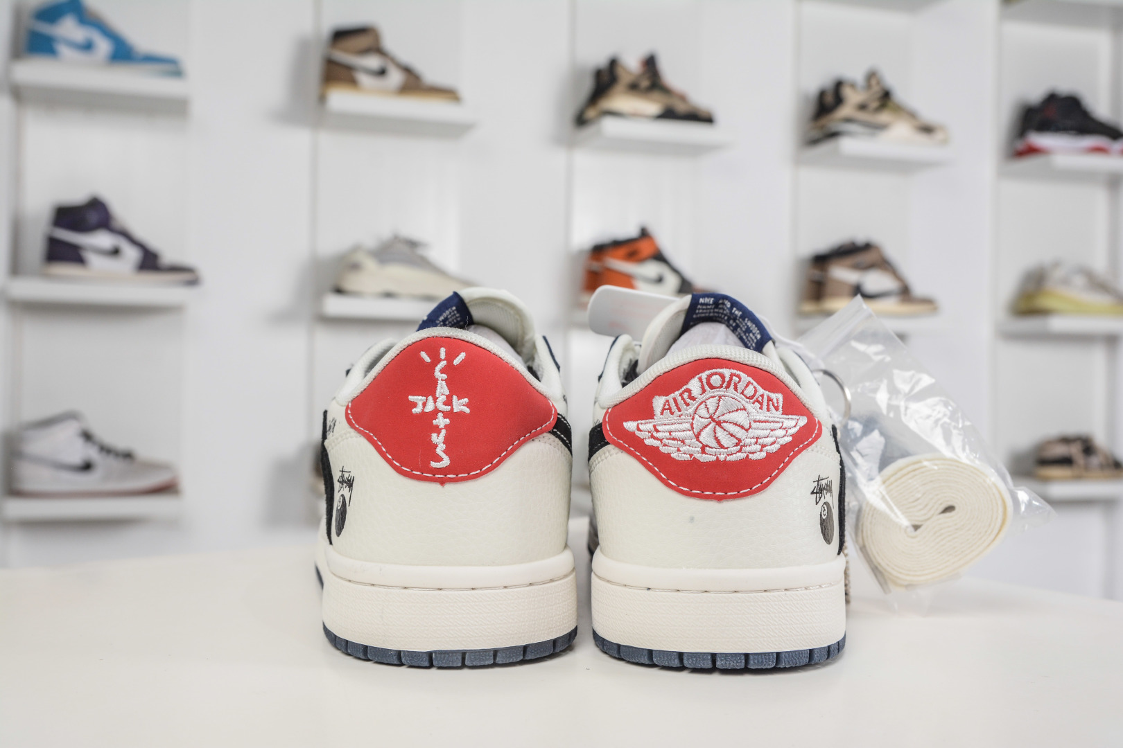 270 TS x Air Jordan x Stussy AJ1 Low 倒钩低帮联名斯图西-白蓝黑 JW1188-170-Chinese UA Cheap High Quatity Brand Clothes Bags handbags Sneakers wholesale wholesaler seller from China Factory suppliers Fashion Clothing Shoes best Quality Beautiful Price 270 TS x Air Jordan x Stussy AJ1 Low 倒钩低帮联名斯图西-白蓝黑 JW1188-170