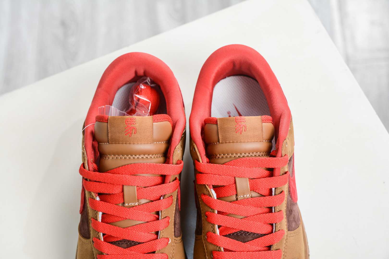 270 Nike Dunk Low 马年限定 黄棕红 YF9511-926-Chinese UA Cheap High Quatity Brand Clothes Bags handbags Sneakers wholesale wholesaler seller from China Factory suppliers Fashion Clothing Shoes best Quality Beautiful Price 270 Nike Dunk Low 马年限定 黄棕红 YF9511-926