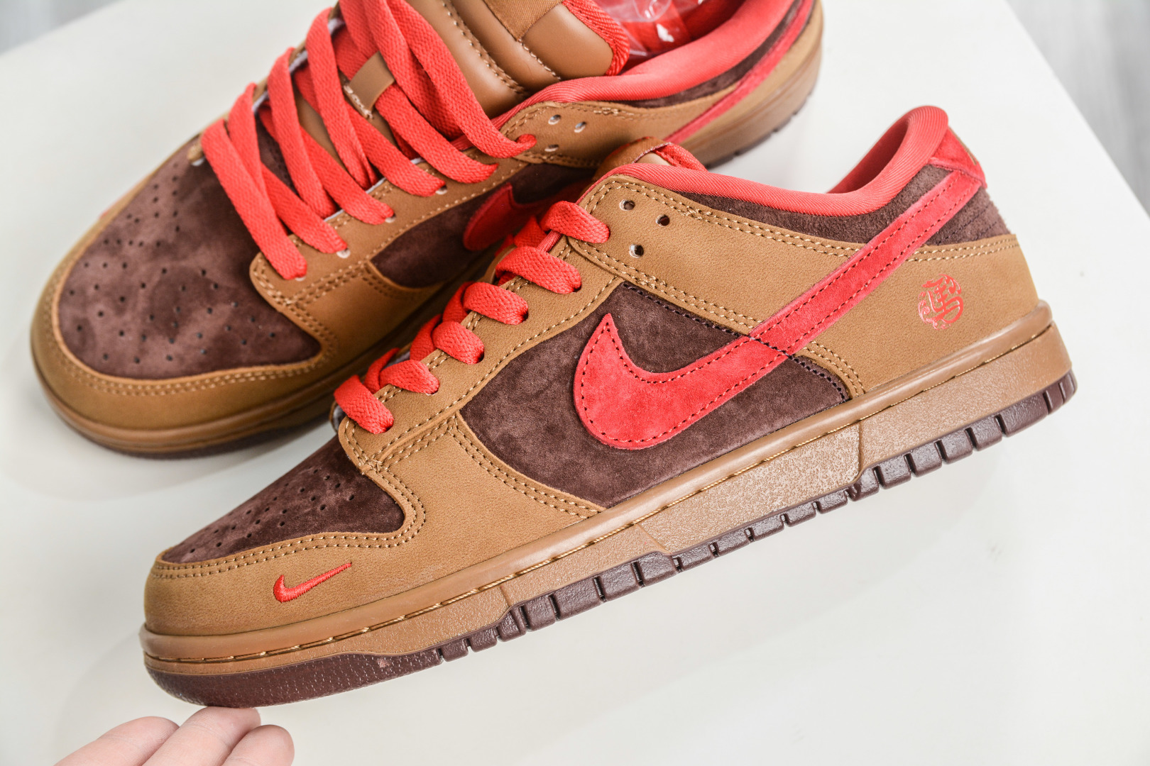 270 Nike Dunk Low 马年限定 黄棕红 YF9511-926-Chinese UA Cheap High Quatity Brand Clothes Bags handbags Sneakers wholesale wholesaler seller from China Factory suppliers Fashion Clothing Shoes best Quality Beautiful Price 270 Nike Dunk Low 马年限定 黄棕红 YF9511-926