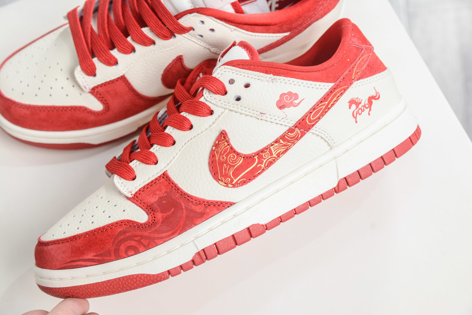 270 Nike Dunk Low 马年限定 米白红 SD8888-008-Chinese UA Cheap High Quatity Brand Clothes Bags handbags Sneakers wholesale wholesaler seller from China Factory suppliers Fashion Clothing Shoes best Quality Beautiful Price 270 Nike Dunk Low 马年限定 米白红 SD8888-008