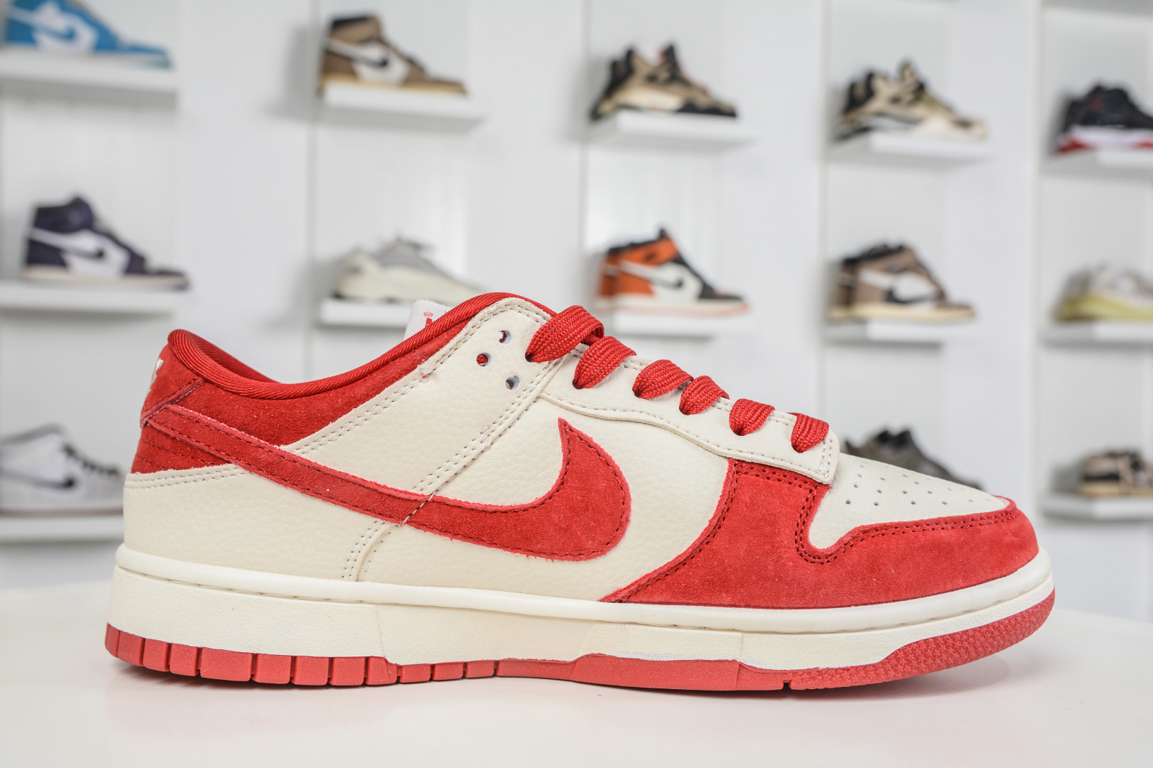 270 Nike Dunk Low 马年限定 米白红 SD8888-008-Chinese UA Cheap High Quatity Brand Clothes Bags handbags Sneakers wholesale wholesaler seller from China Factory suppliers Fashion Clothing Shoes best Quality Beautiful Price 270 Nike Dunk Low 马年限定 米白红 SD8888-008