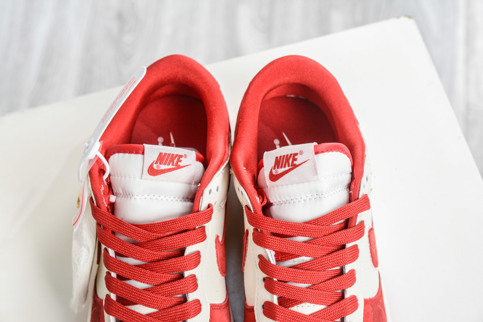 270 Nike Dunk Low 马年限定 米白红 SD8888-008-Chinese UA Cheap High Quatity Brand Clothes Bags handbags Sneakers wholesale wholesaler seller from China Factory suppliers Fashion Clothing Shoes best Quality Beautiful Price 270 Nike Dunk Low 马年限定 米白红 SD8888-008