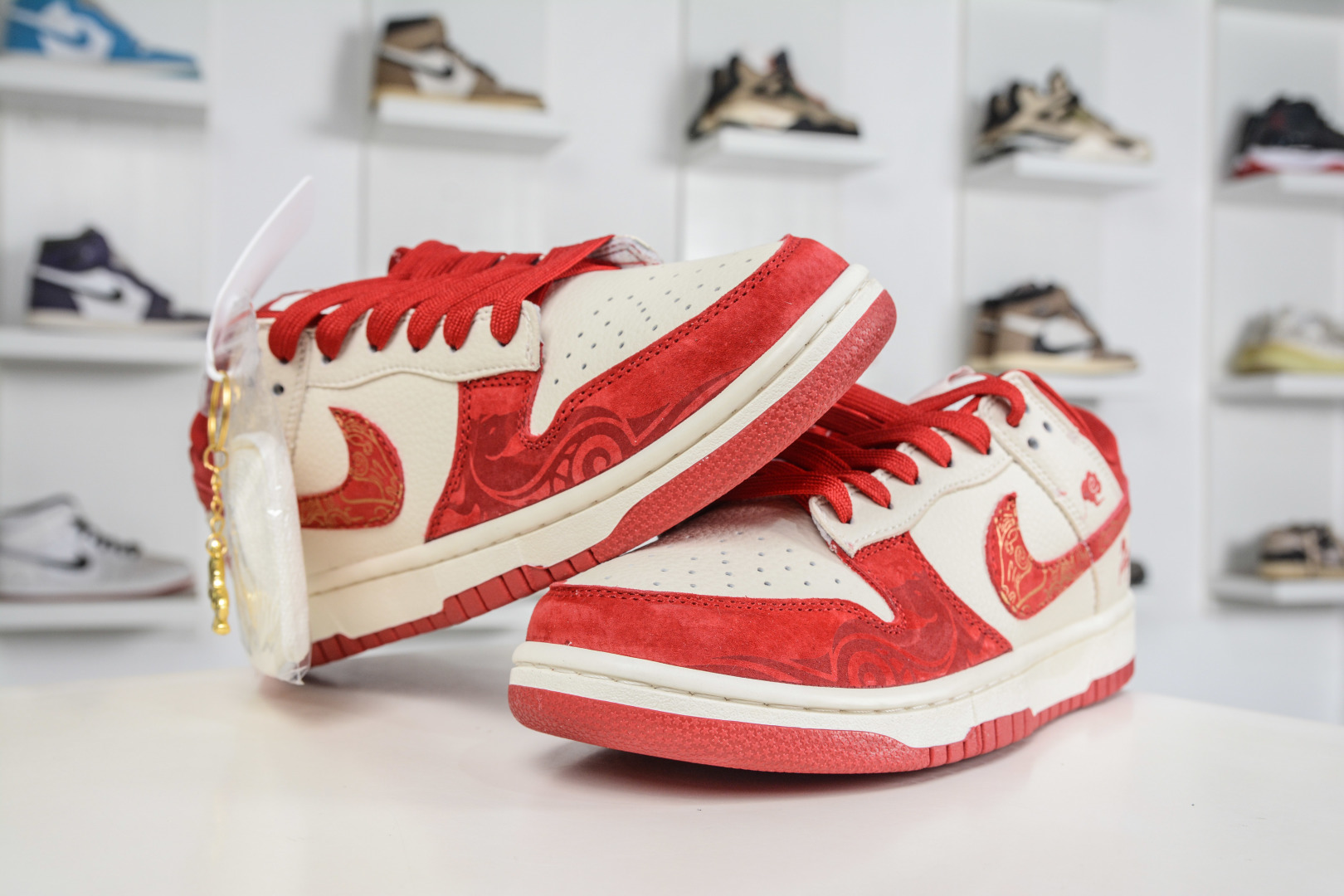 270 Nike Dunk Low 马年限定 米白红 SD8888-008-Chinese UA Cheap High Quatity Brand Clothes Bags handbags Sneakers wholesale wholesaler seller from China Factory suppliers Fashion Clothing Shoes best Quality Beautiful Price 270 Nike Dunk Low 马年限定 米白红 SD8888-008