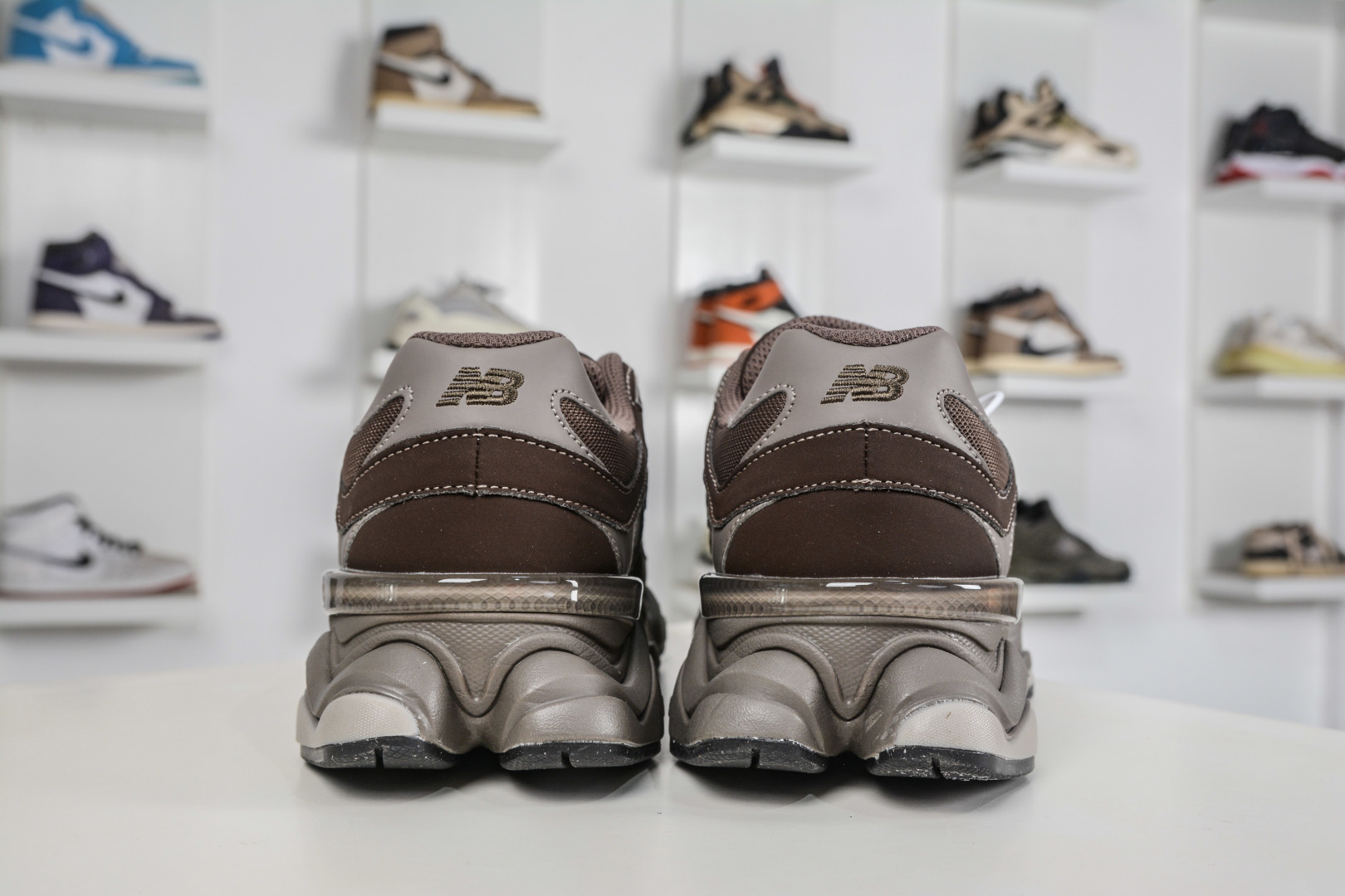 220 T版新百伦New Balance NB9060 巧克力棕 U9060493-Chinese UA Cheap High Quatity Brand Clothes Bags handbags Sneakers wholesale wholesaler seller from China Factory suppliers Fashion Clothing Shoes best Quality Beautiful Price 220 T版新百伦New Balance NB9060 巧克力棕 U9060493