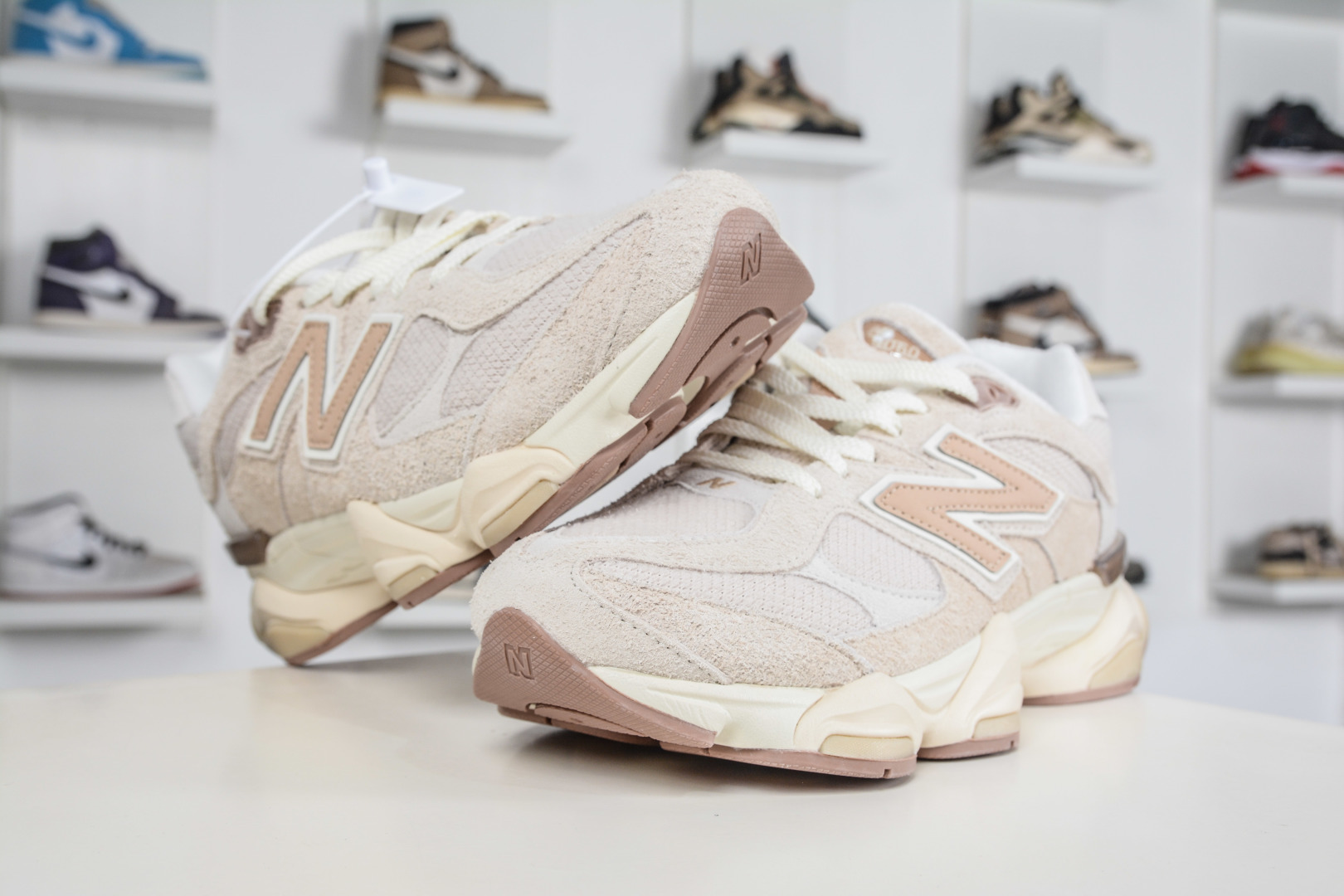 220 T版新百伦New Balance NB9060 米色 U9060CCB-Chinese UA Cheap High Quatity Brand Clothes Bags handbags Sneakers wholesale wholesaler seller from China Factory suppliers Fashion Clothing Shoes best Quality Beautiful Price 220 T版新百伦New Balance NB9060 米色 U9060CCB
