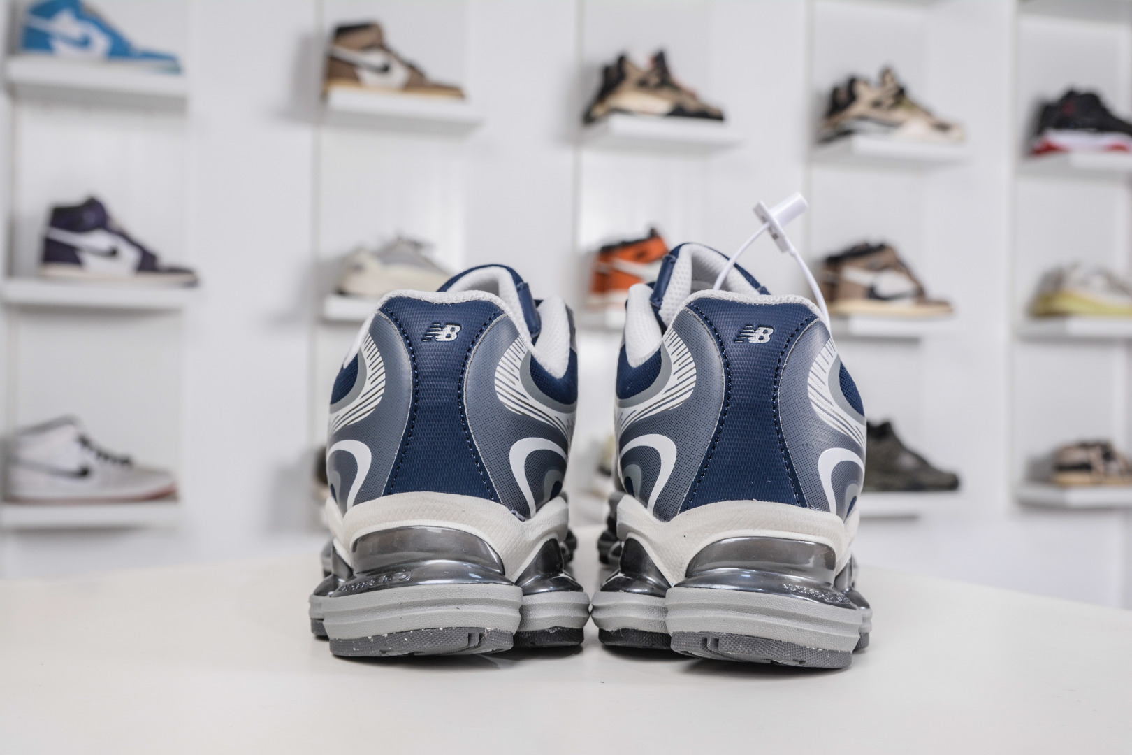 220 T版New Balance NB2000 舒适百搭防滑耐磨低帮 休闲跑步鞋 U20001PB-Chinese UA Cheap High Quatity Brand Clothes Bags handbags Sneakers wholesale wholesaler seller from China Factory suppliers Fashion Clothing Shoes best Quality Beautiful Price 220 T版New Balance NB2000 舒适百搭防滑耐磨低帮 休闲跑步鞋 U20001PB