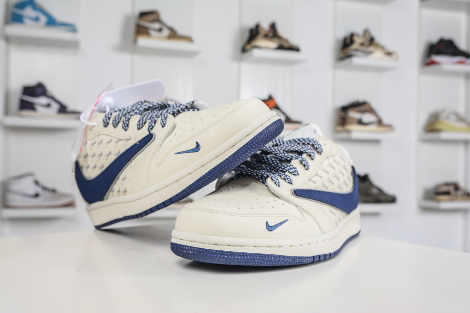 270 TS x Air Jordan x Stussy AJ1 Low 倒钩低帮联名斯图西-白深蓝 LD2028-065