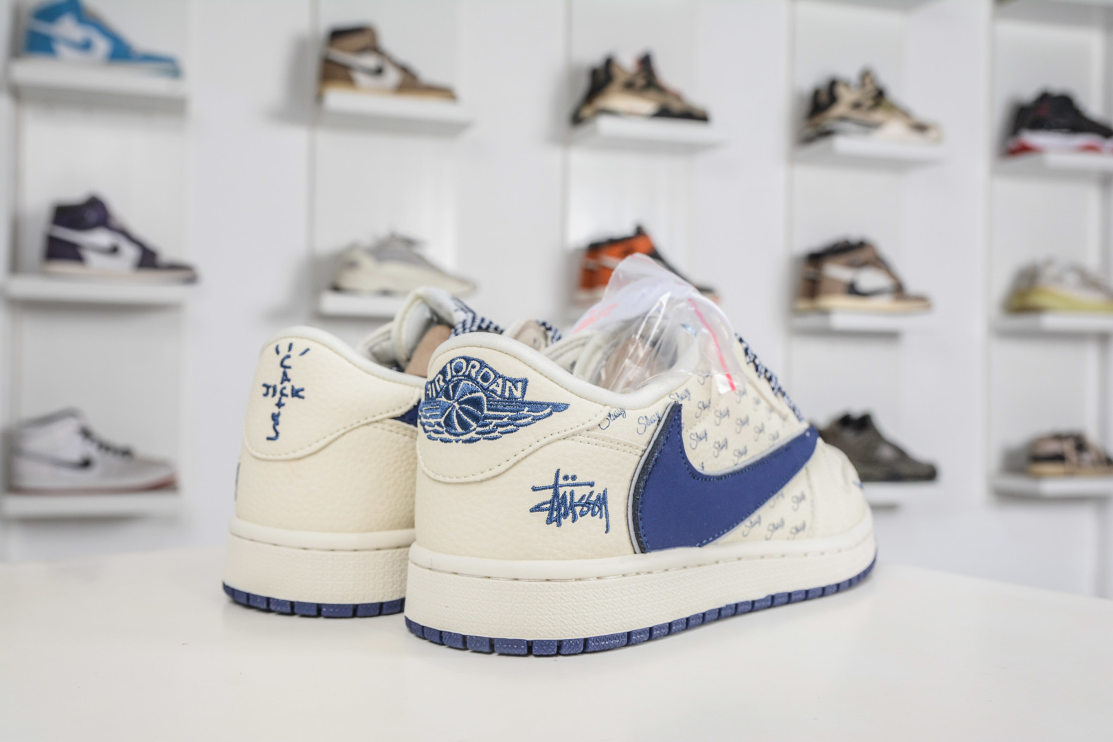270 TS x Air Jordan x Stussy AJ1 Low 倒钩低帮联名斯图西-白深蓝 LD2028-065