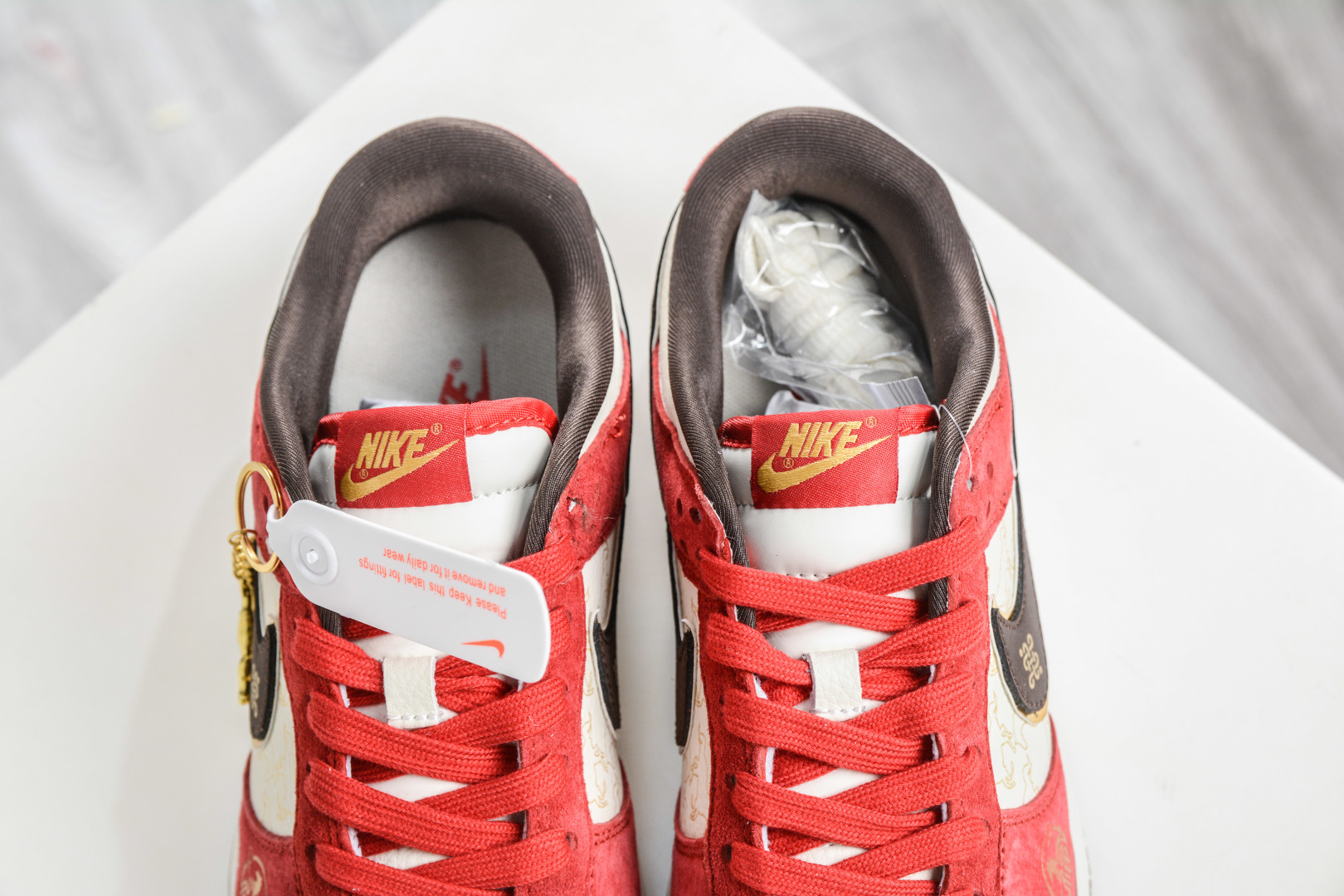 270 Nike Dunk Low 马年限定 白红褐 DN3168-013-Chinese UA Cheap High Quatity Brand Clothes Bags handbags Sneakers wholesale wholesaler seller from China Factory suppliers Fashion Clothing Shoes best Quality Beautiful Price 270 Nike Dunk Low 马年限定 白红褐 DN3168-013