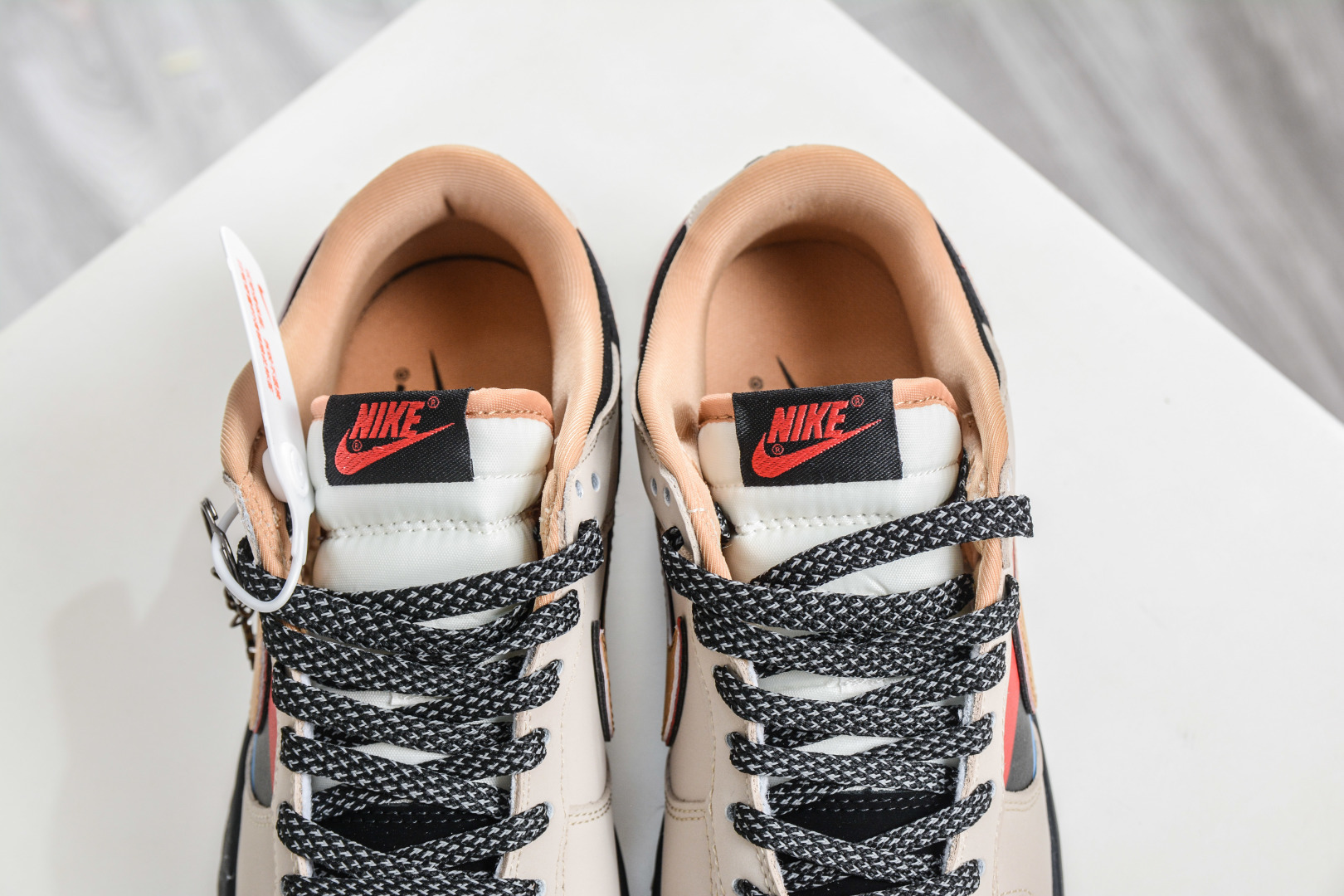 270 Nike SB Dunk Low x Superme SUP联名-创意彩虹拼接 SJ8888-008-Chinese UA Cheap High Quatity Brand Clothes Bags handbags Sneakers wholesale wholesaler seller from China Factory suppliers Fashion Clothing Shoes best Quality Beautiful Price 270 Nike SB Dunk Low x Superme SUP联名-创意彩虹拼接 SJ8888-008