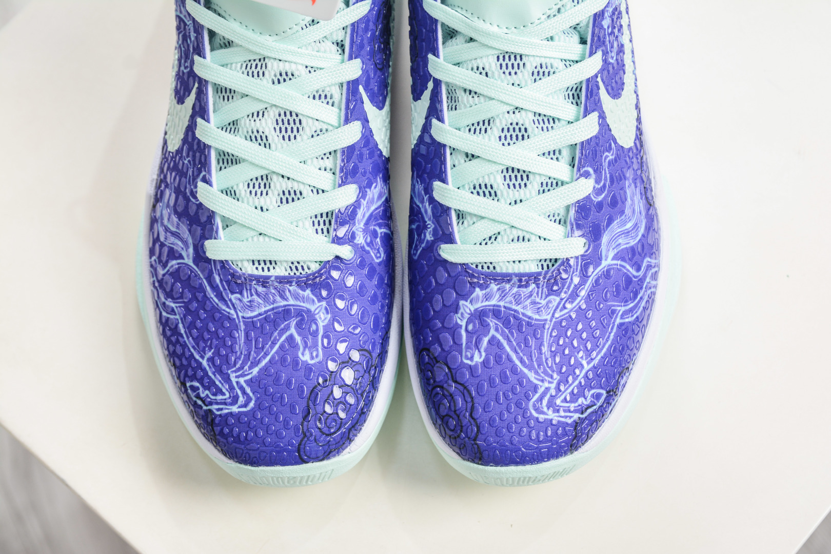 360 Nike Zoom Kobe VI 马年限定 CNY新年款 耐克 科比6代系列 低帮复刻实战运动低帮文化篮球鞋 CW2190-022