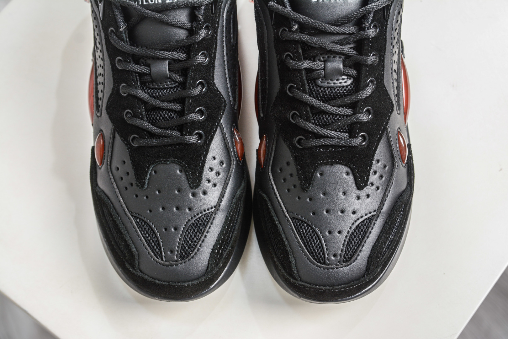 260 RAF SIMONS Cylon-21 ”水泡” 先锋潮流 复古低帮休闲鞋 圆头系带 低帮休闲鞋 HR740003S-Chinese UA Cheap High Quatity Brand Clothes Bags handbags Sneakers wholesale wholesaler seller from China Factory suppliers Fashion Clothing Shoes best Quality Beautiful Price 260 RAF SIMONS Cylon-21 ”水泡” 先锋潮流 复古低帮休闲鞋 圆头系带 低帮休闲鞋 HR740003S