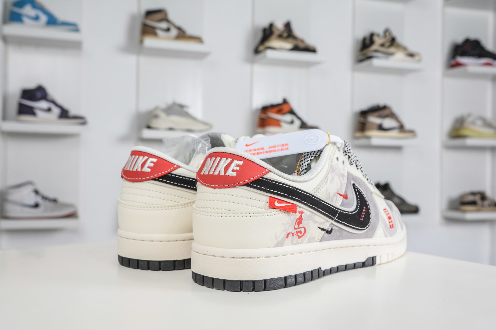 270 Nike Dunk Low 马年限定 白灰黑 YX5066-404-Chinese UA Cheap High Quatity Brand Clothes Bags handbags Sneakers wholesale wholesaler seller from China Factory suppliers Fashion Clothing Shoes best Quality Beautiful Price 270 Nike Dunk Low 马年限定 白灰黑 YX5066-404